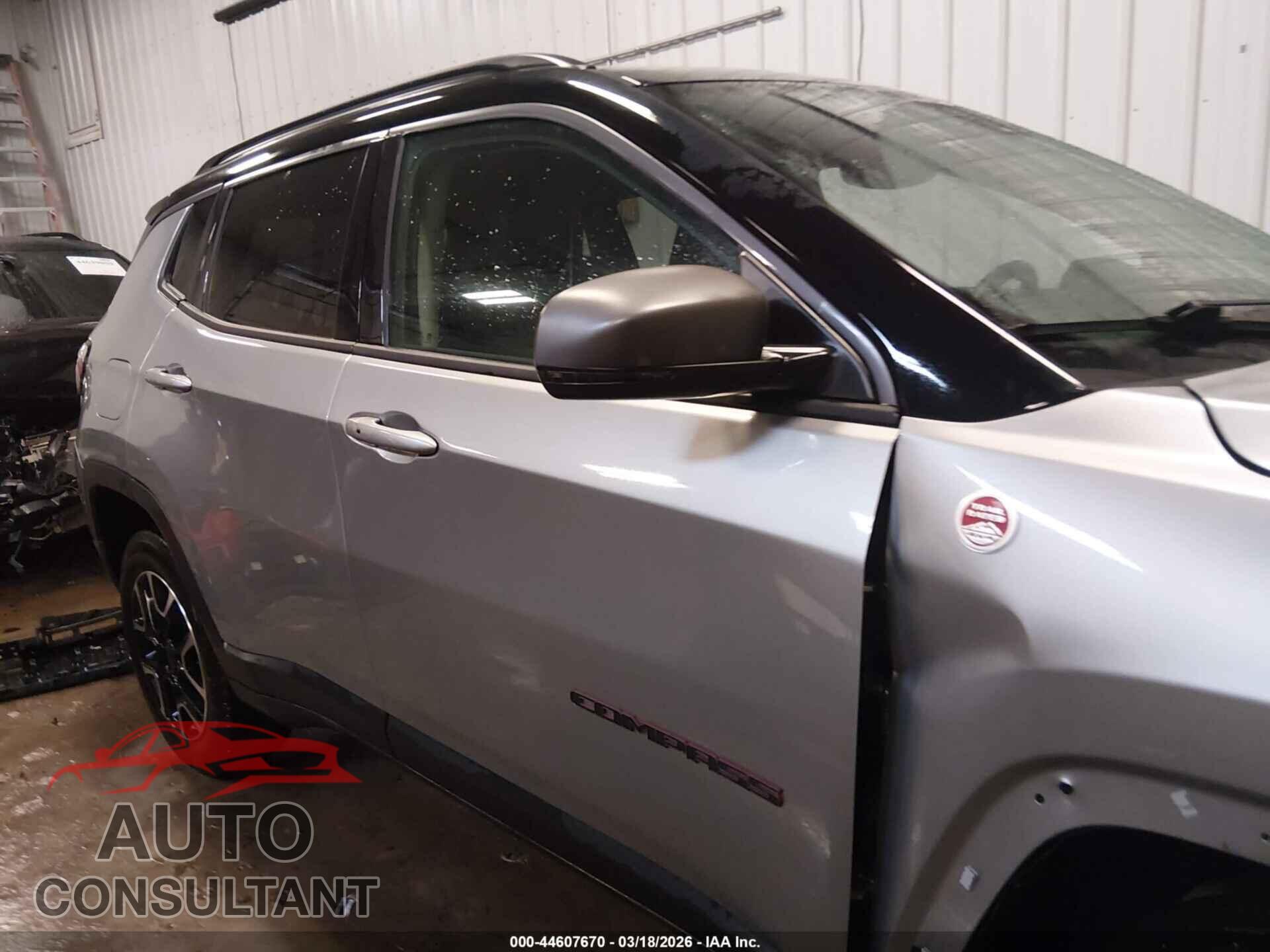 JEEP COMPASS 2021 - 3C4NJDDBXMT529275