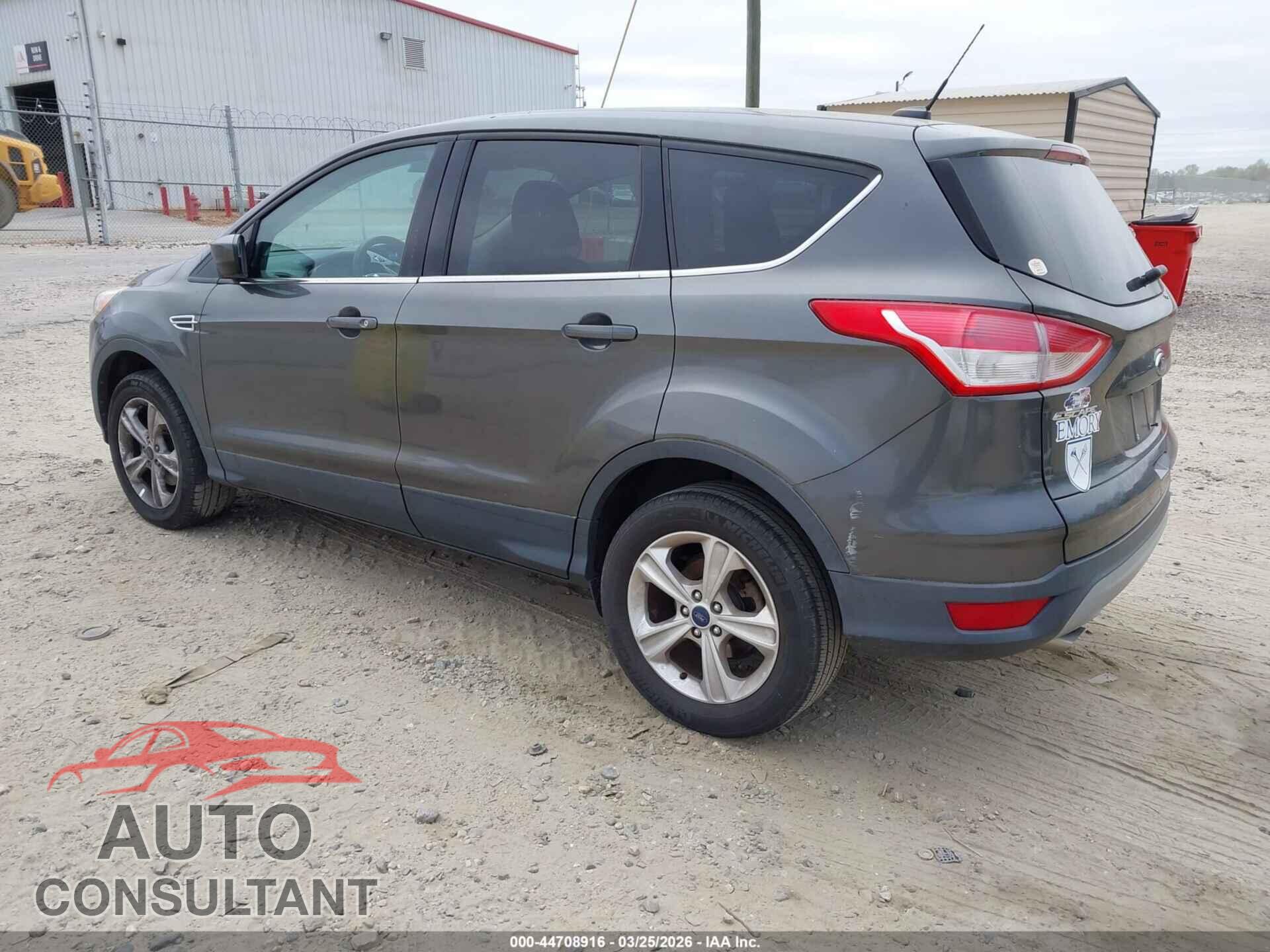 FORD ESCAPE 2015 - 1FMCU0GX6FUC86115