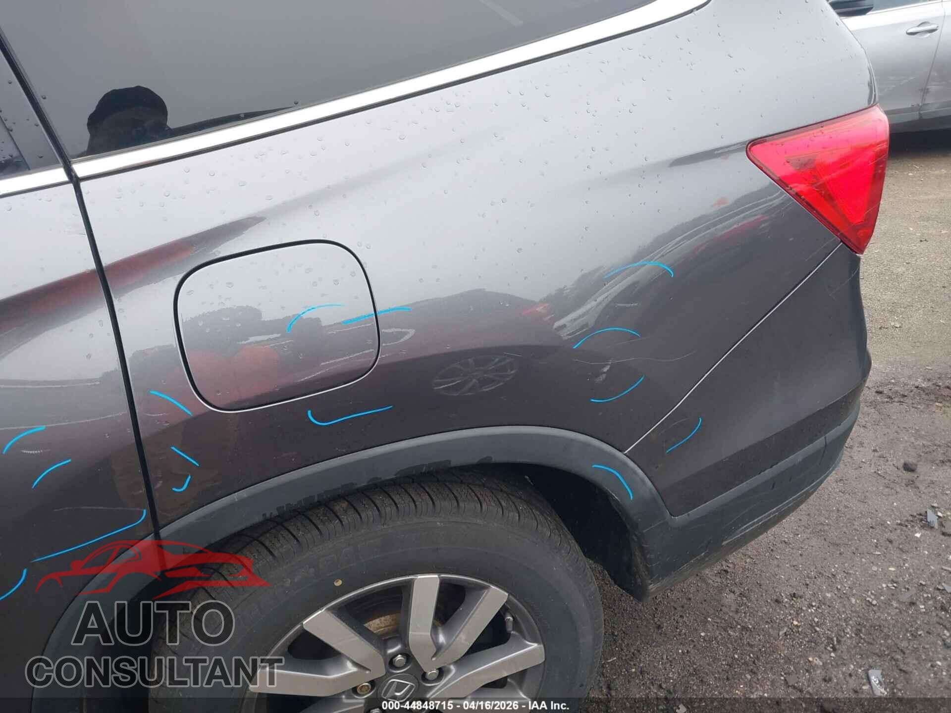 HONDA PILOT 2020 - 5FNYF6H58LB038232