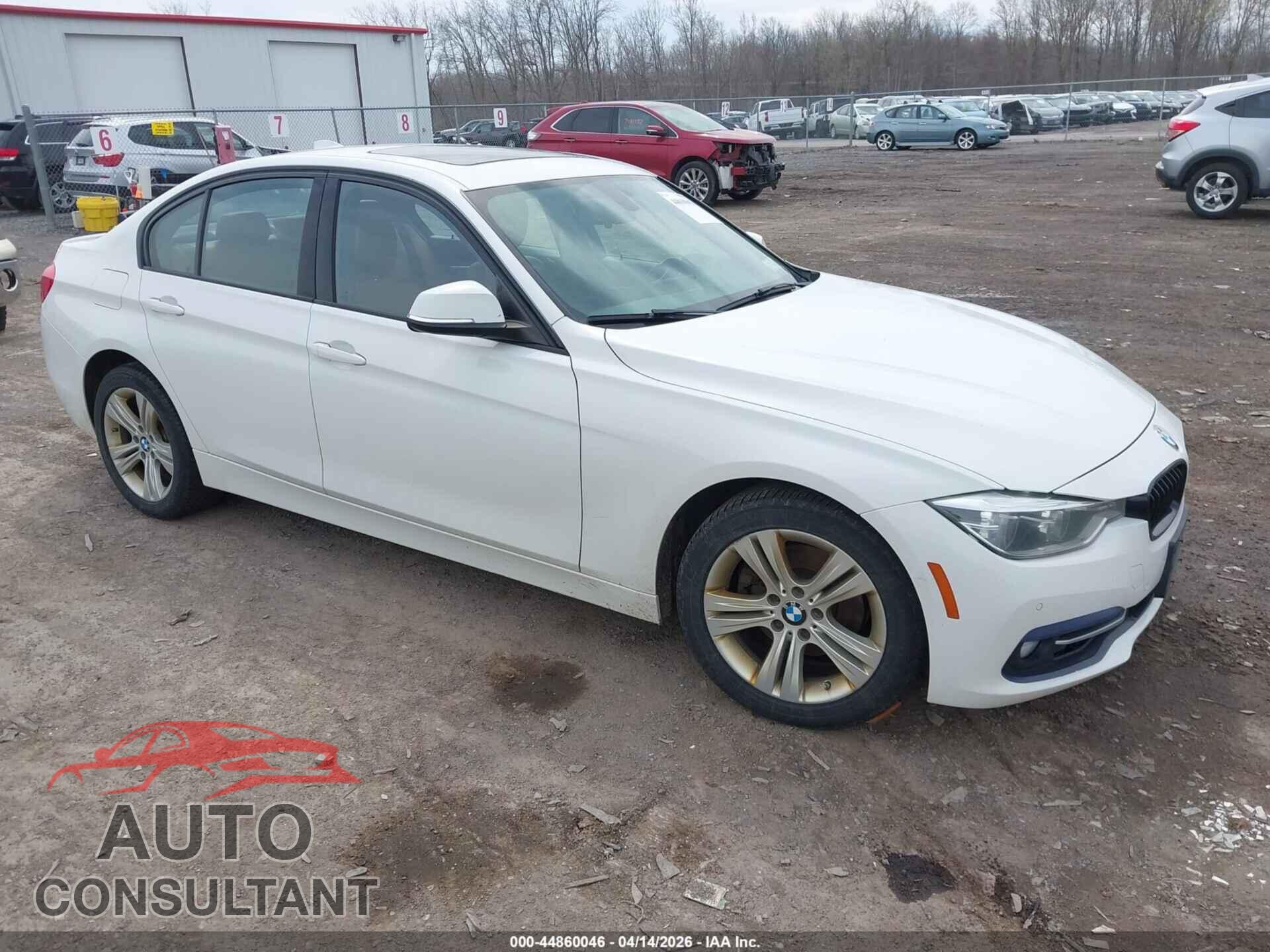 BMW 328I 2016 - WBA8E3G56GNU03126
