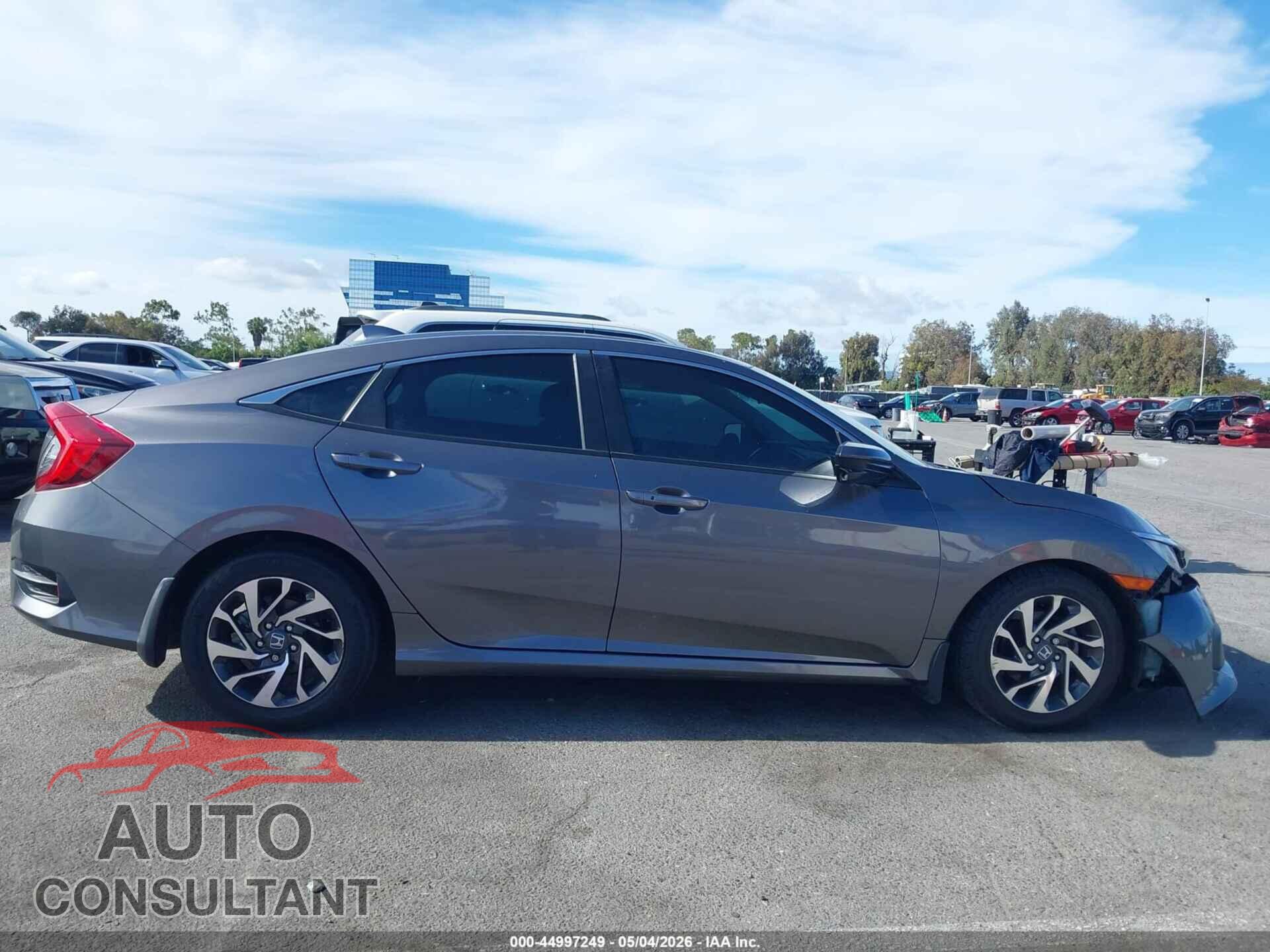 HONDA CIVIC 2017 - 2HGFC2F74HH559478