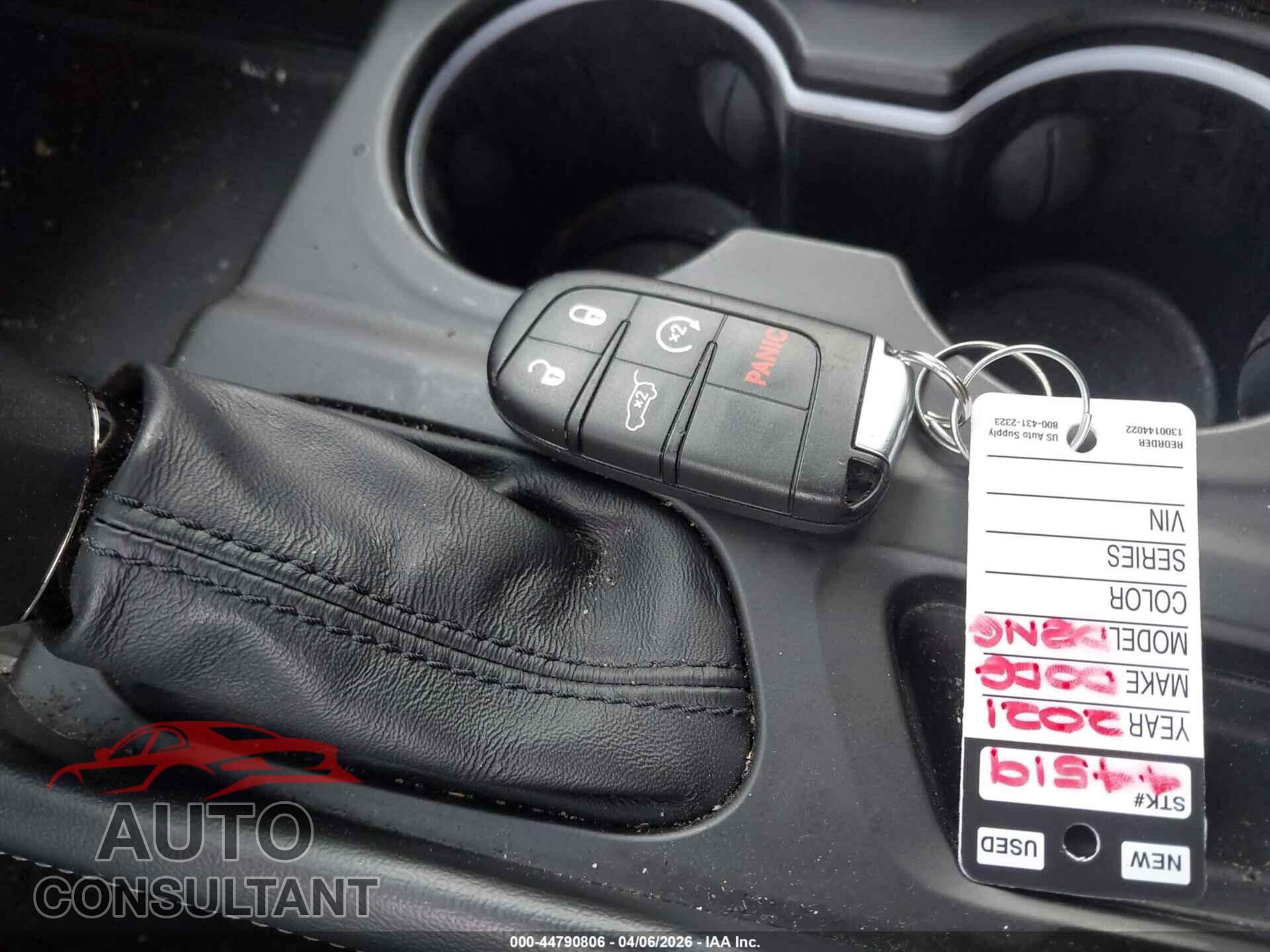 DODGE DURANGO 2021 - 1C4RDJDG3MC891169