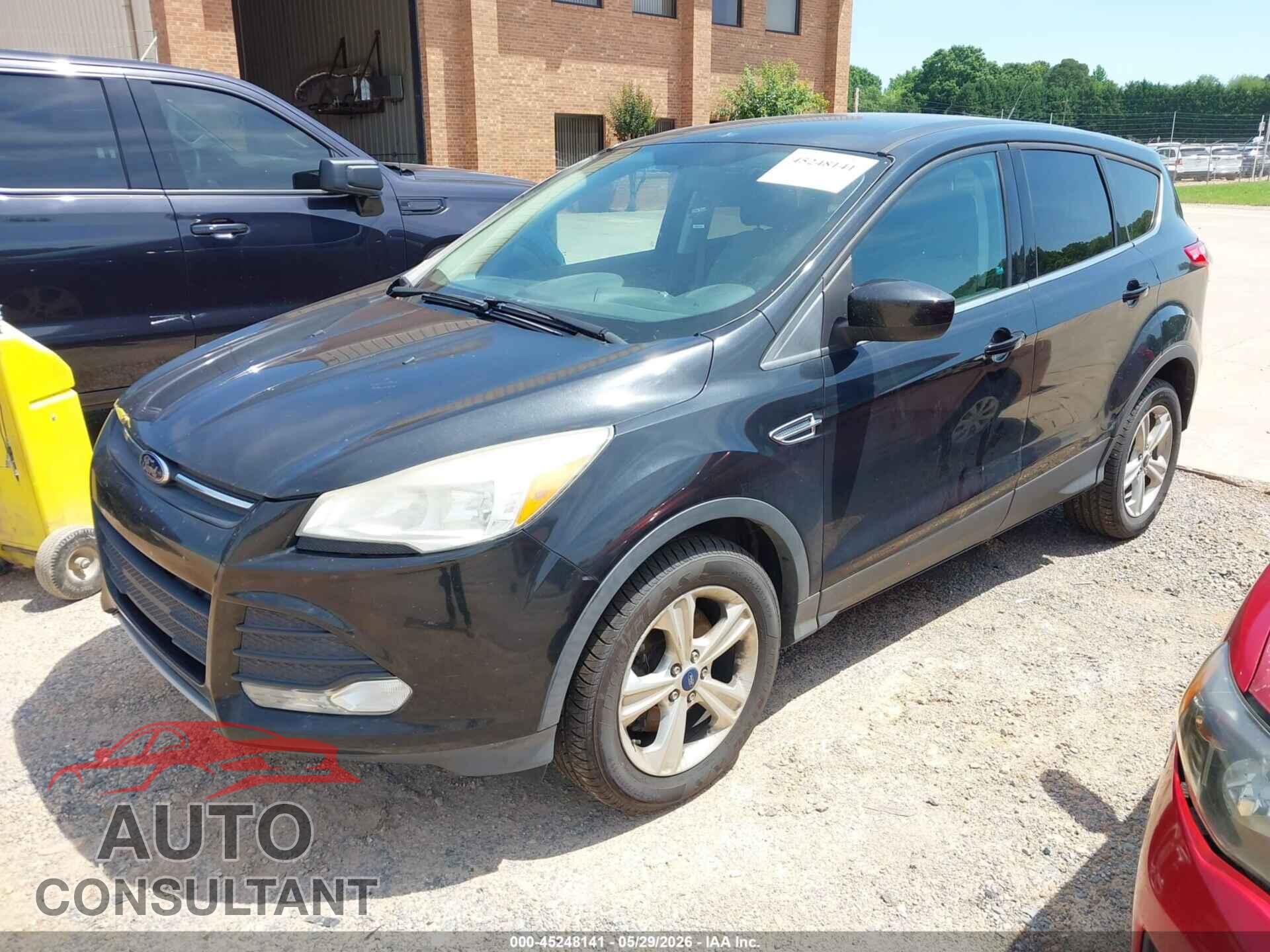 FORD ESCAPE 2015 - 1FMCU9GX7FUA81598