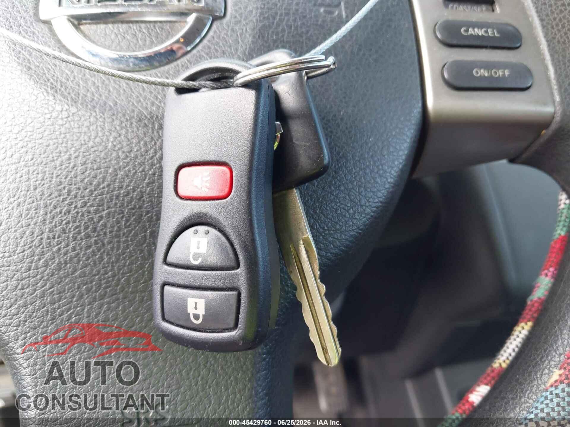 NISSAN VERSA 2011 - 3N1BC1CP5BL431649