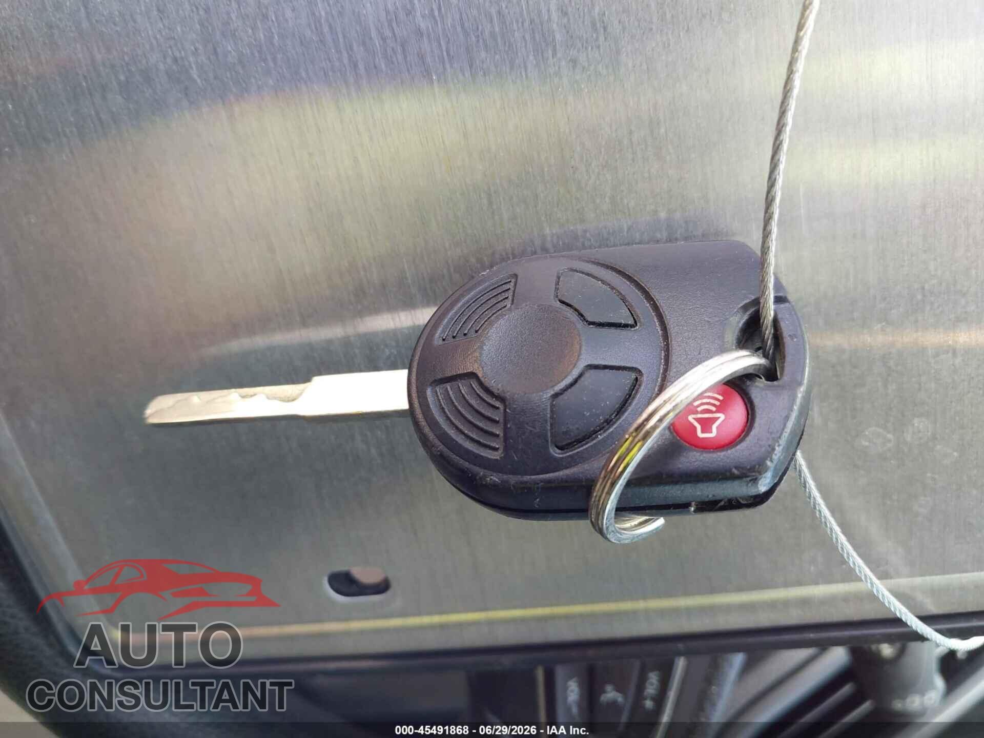 FORD ESCAPE 2017 - 1FMCU0GD3HUD10735