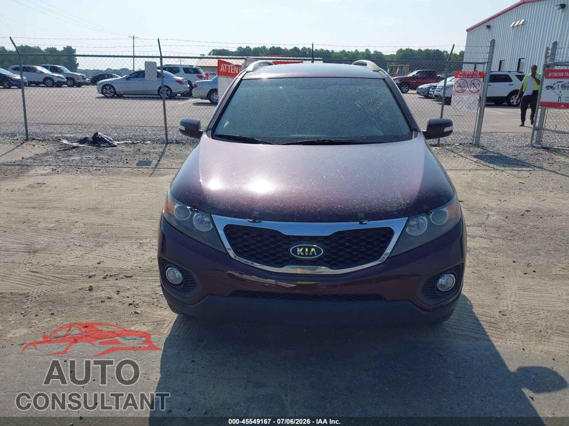 KIA SORENTO 2013 - 5XYKT4A68DG324355