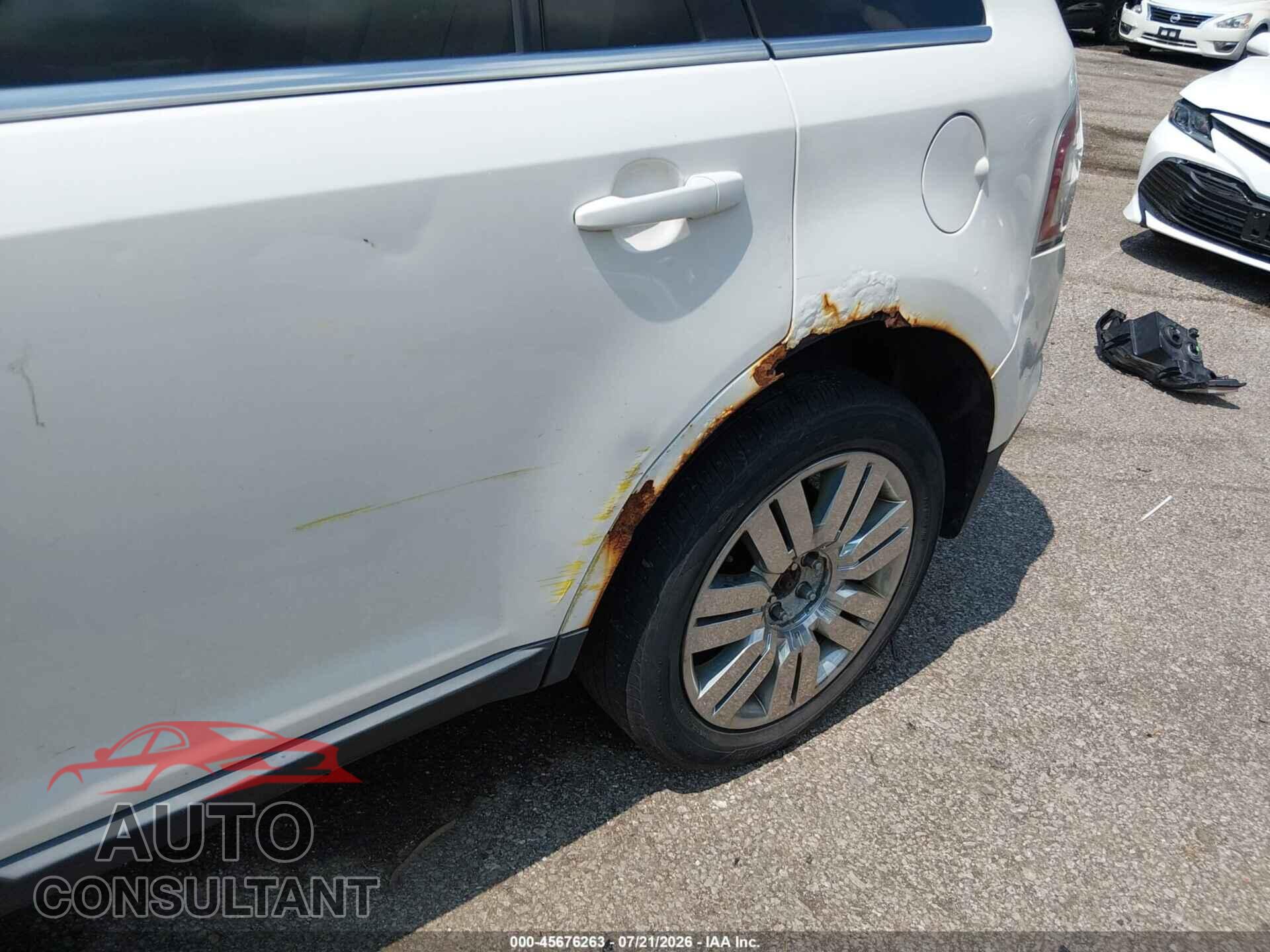 FORD EDGE 2010 - 2FMDK4KC4ABB25105