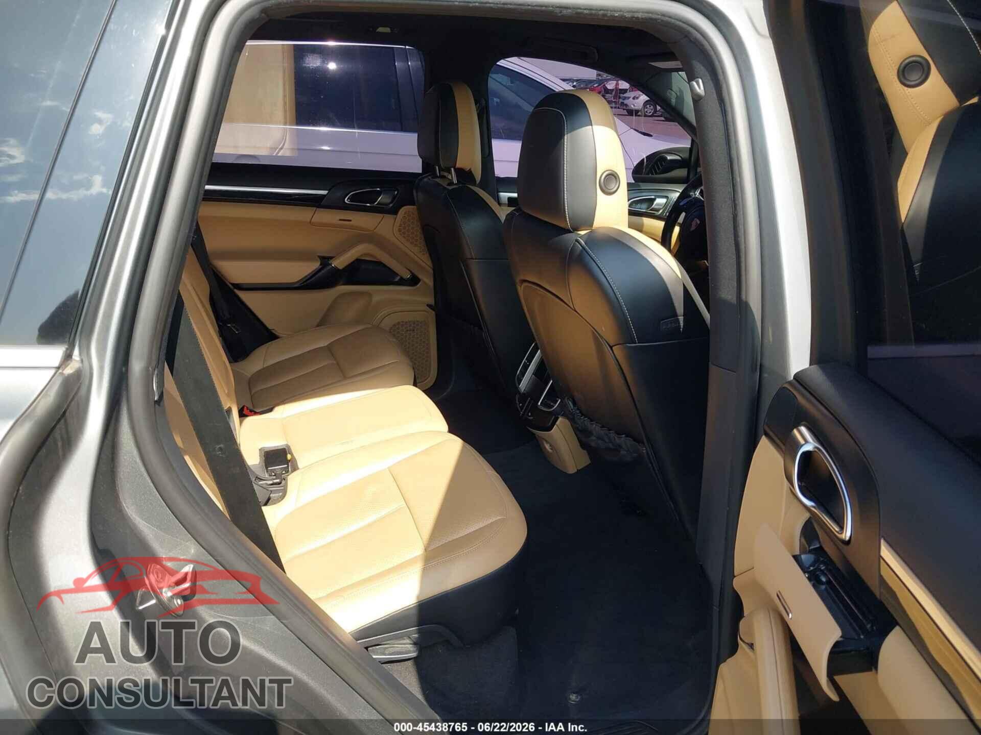 PORSCHE CAYENNE 2014 - WP1AA2A27ELA95271