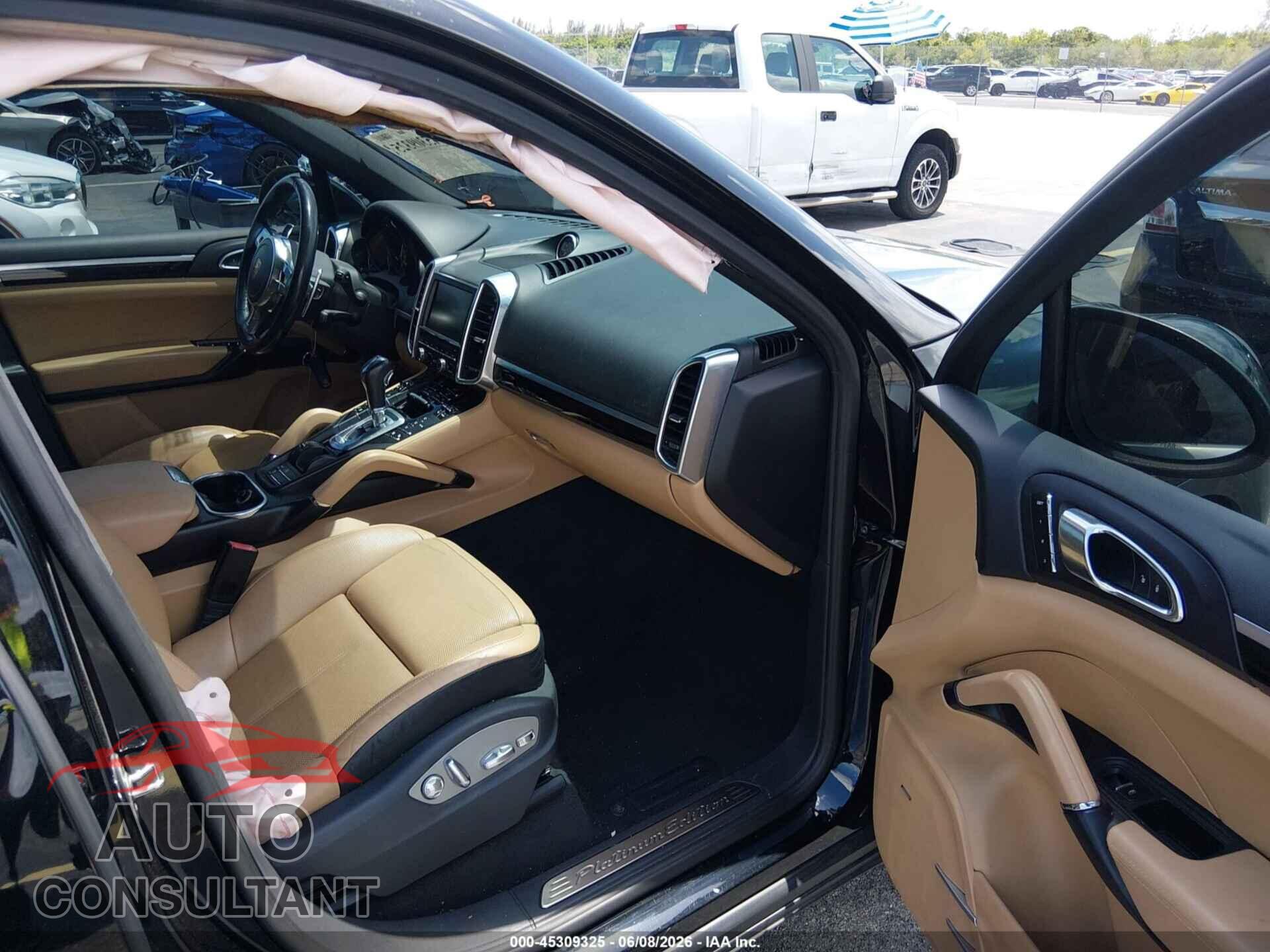 PORSCHE CAYENNE 2014 - WP1AA2A26ELA95083