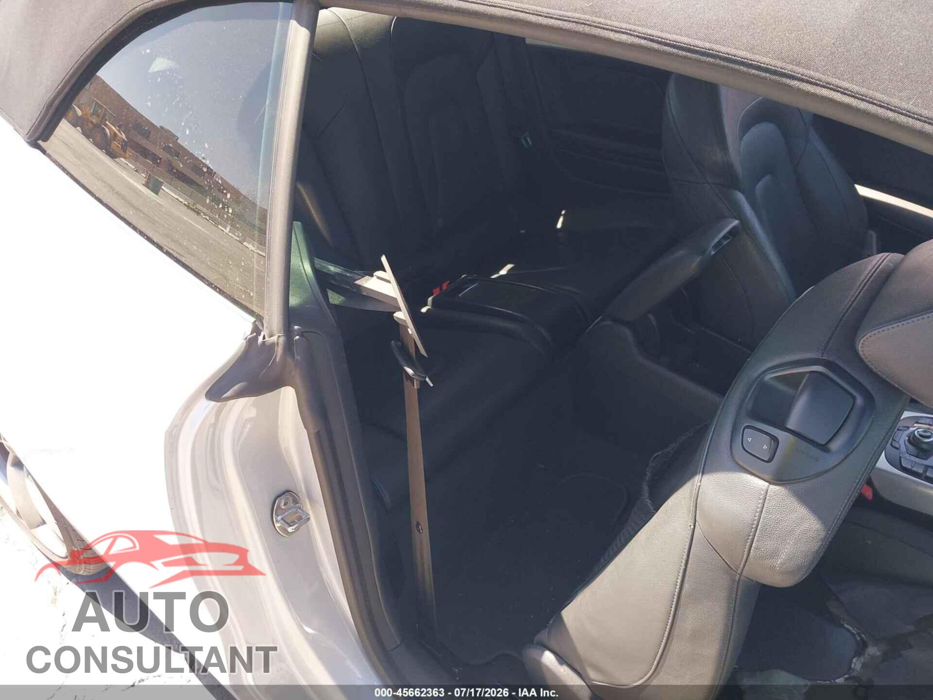 AUDI A5 2012 - WAULFAFH8CN001027