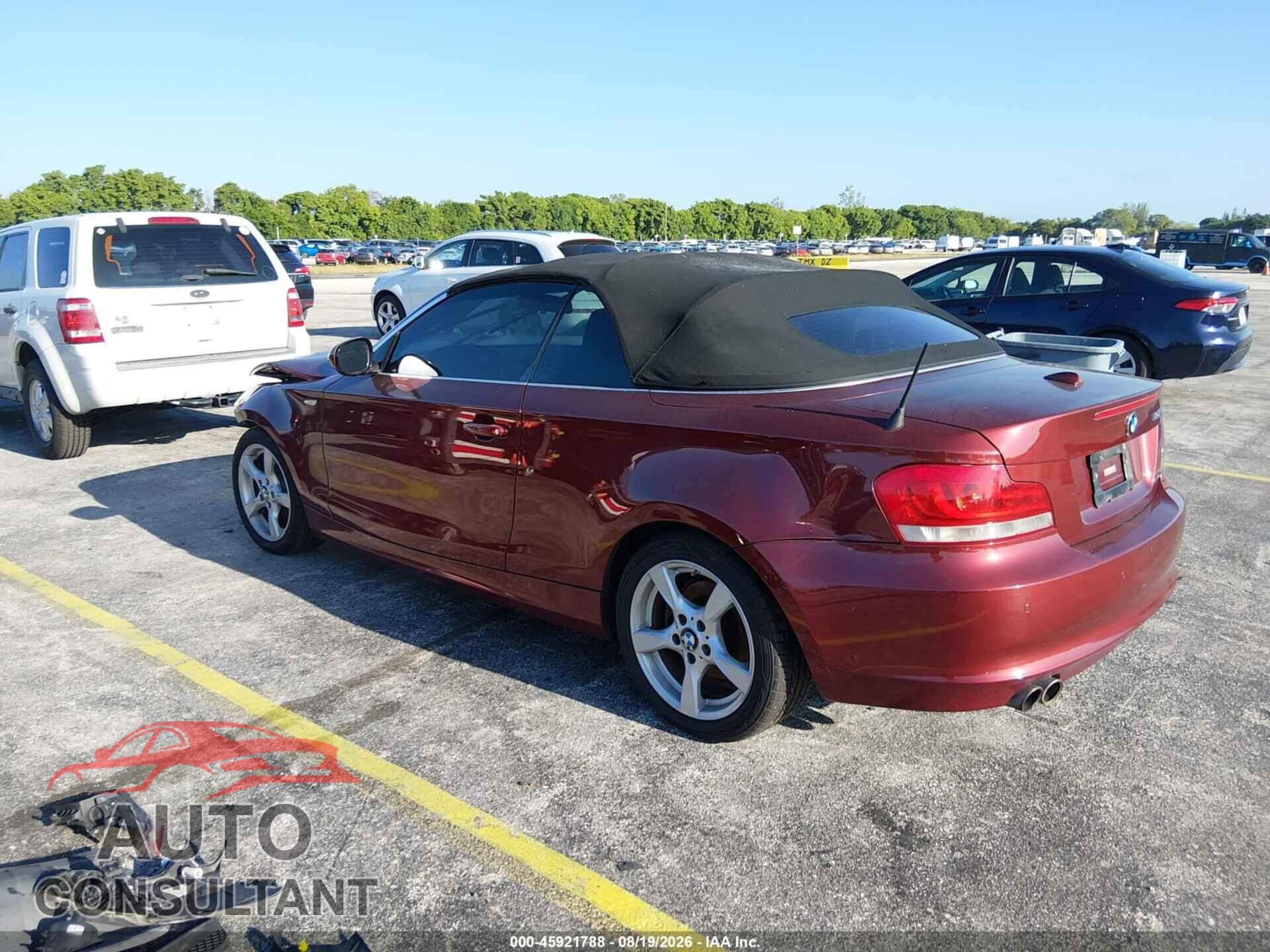 BMW 128I 2013 - WBAUL7C51DVM83822