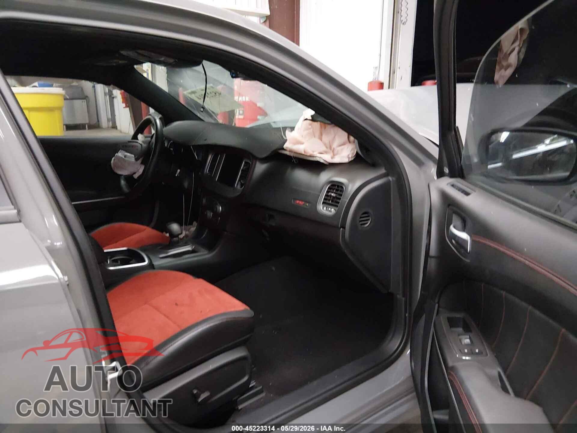 DODGE CHARGER 2023 - 2C3CDXGJ7PH673418