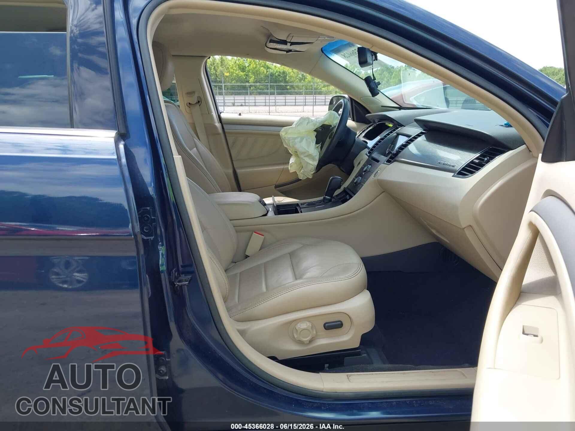 FORD TAURUS 2016 - 1FAHP2E88GG146419