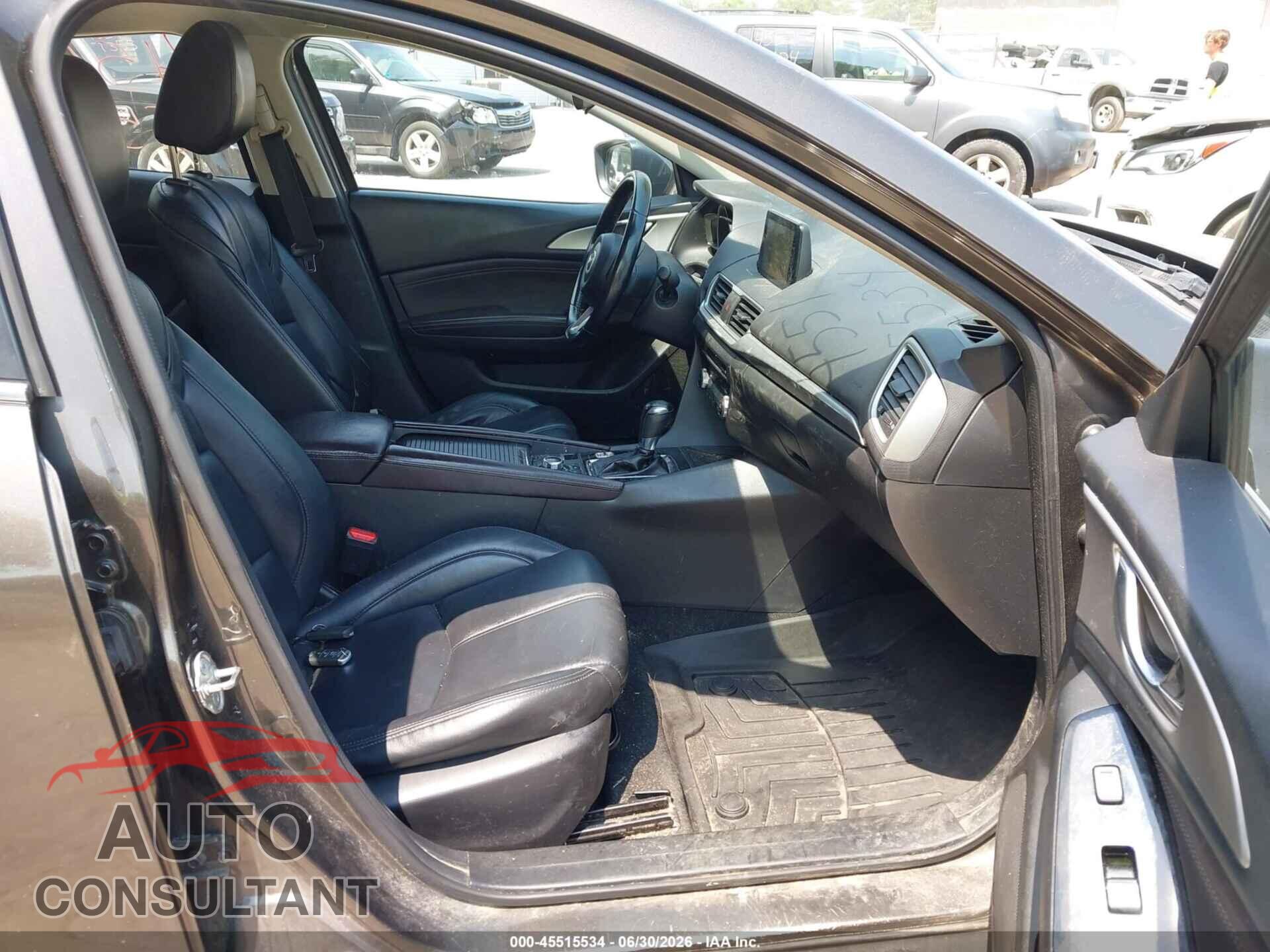 MAZDA MAZDA3 2017 - JM1BN1V70H1105259