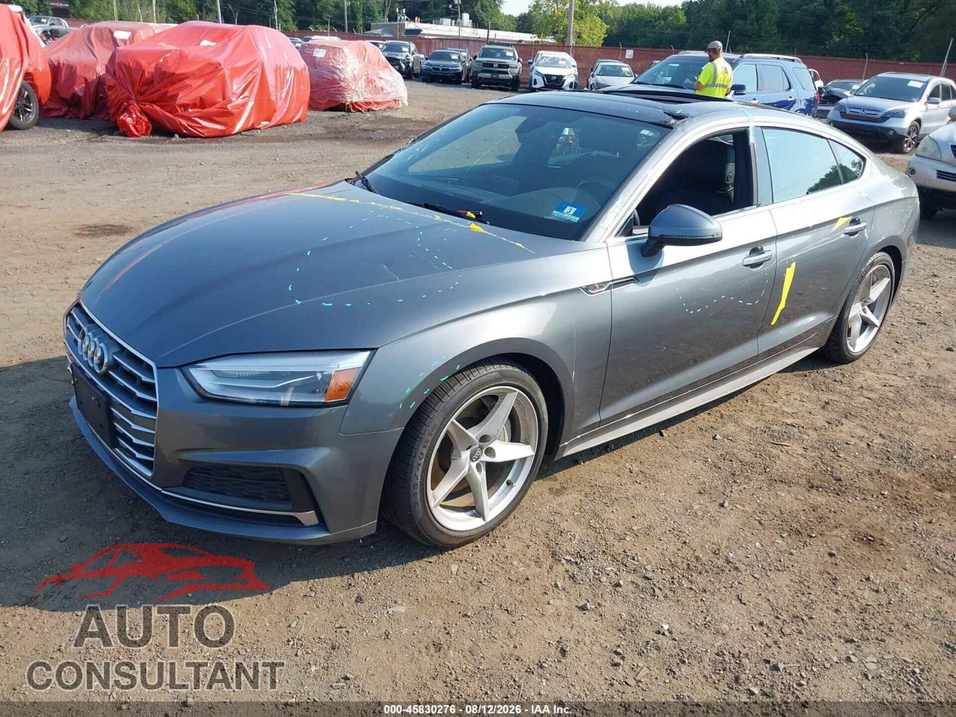 AUDI A5 2018 - WAUDNCF56JA088682