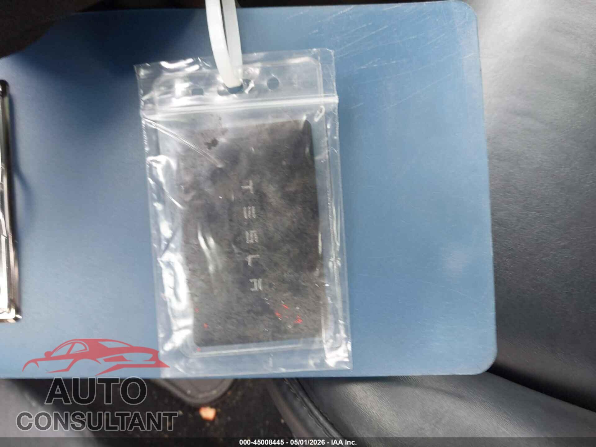 TESLA MODEL 3 2019 - 5YJ3E1EA2KF305915