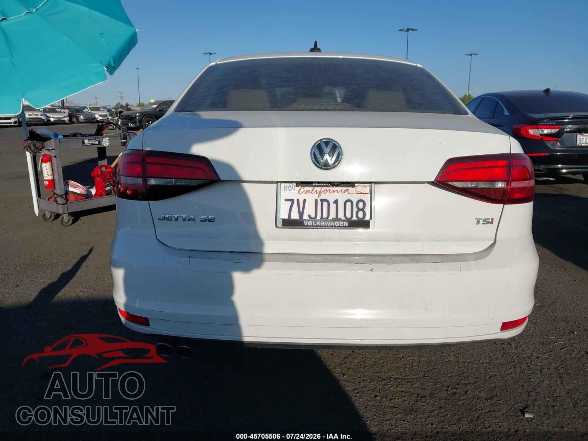 VOLKSWAGEN JETTA 2017 - 3VWDB7AJ9HM235191