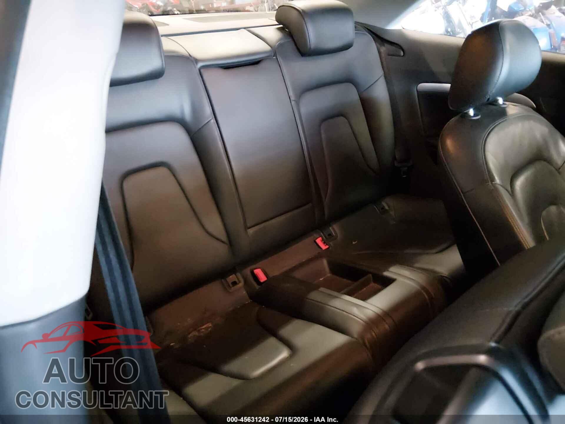 AUDI A5 2013 - WAULFAFR2DA043162