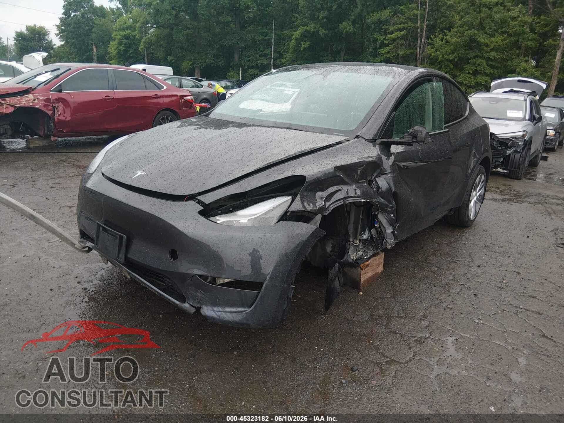 TESLA MODEL Y 2024 - 7SAYGDEEXRA220657