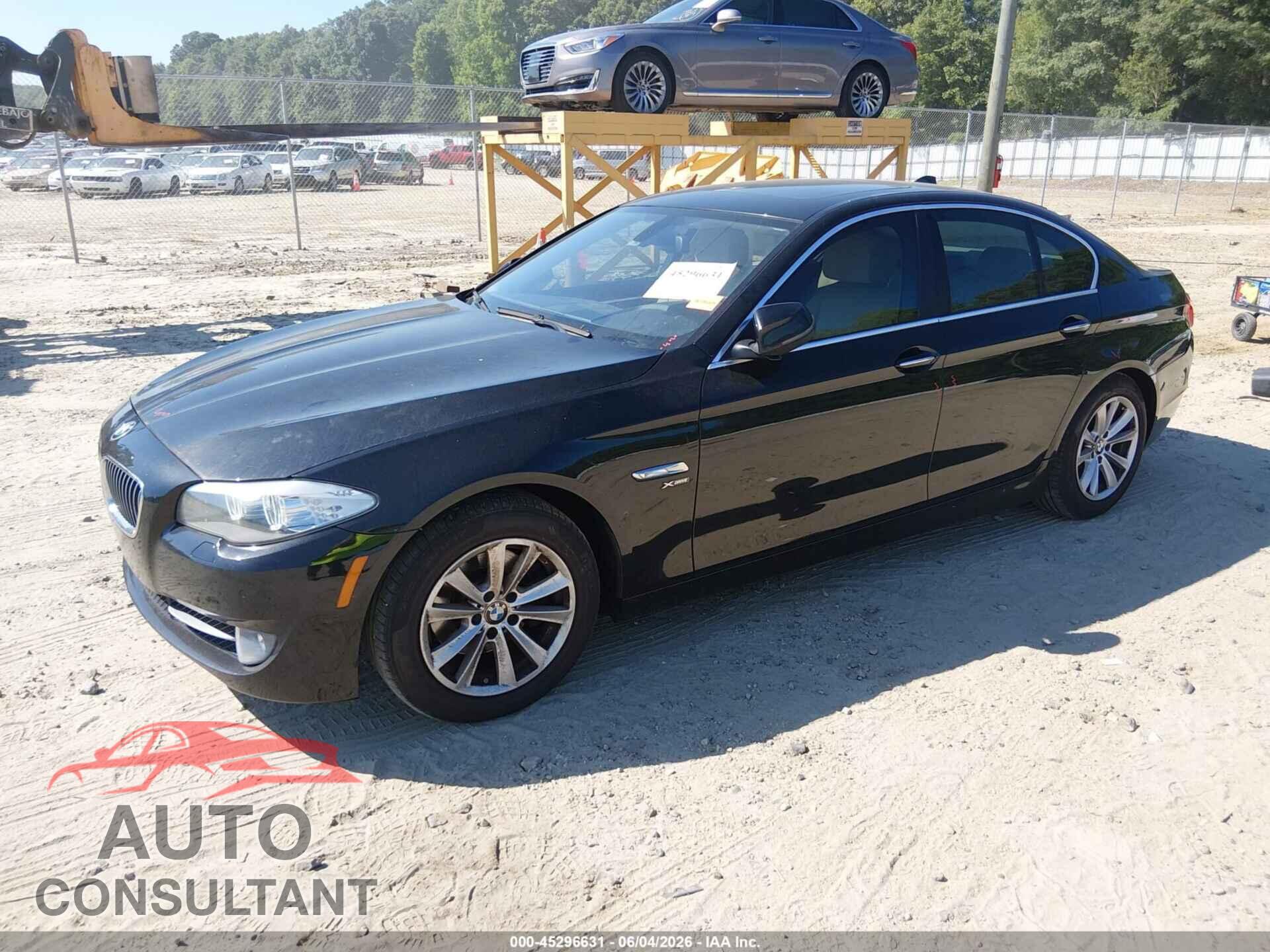 BMW 528I 2012 - WBAXH5C59CDW09044