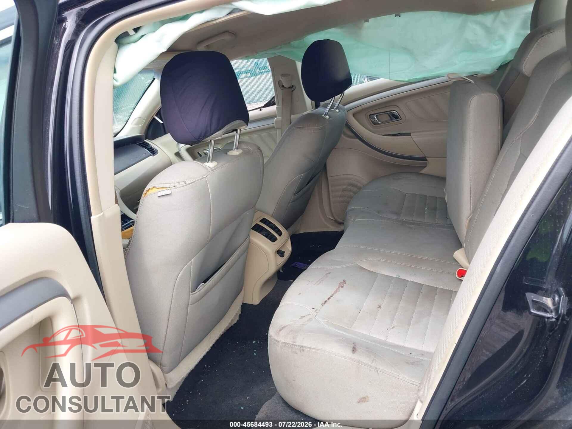 FORD TAURUS 2015 - 1FAHP2D85FG116696