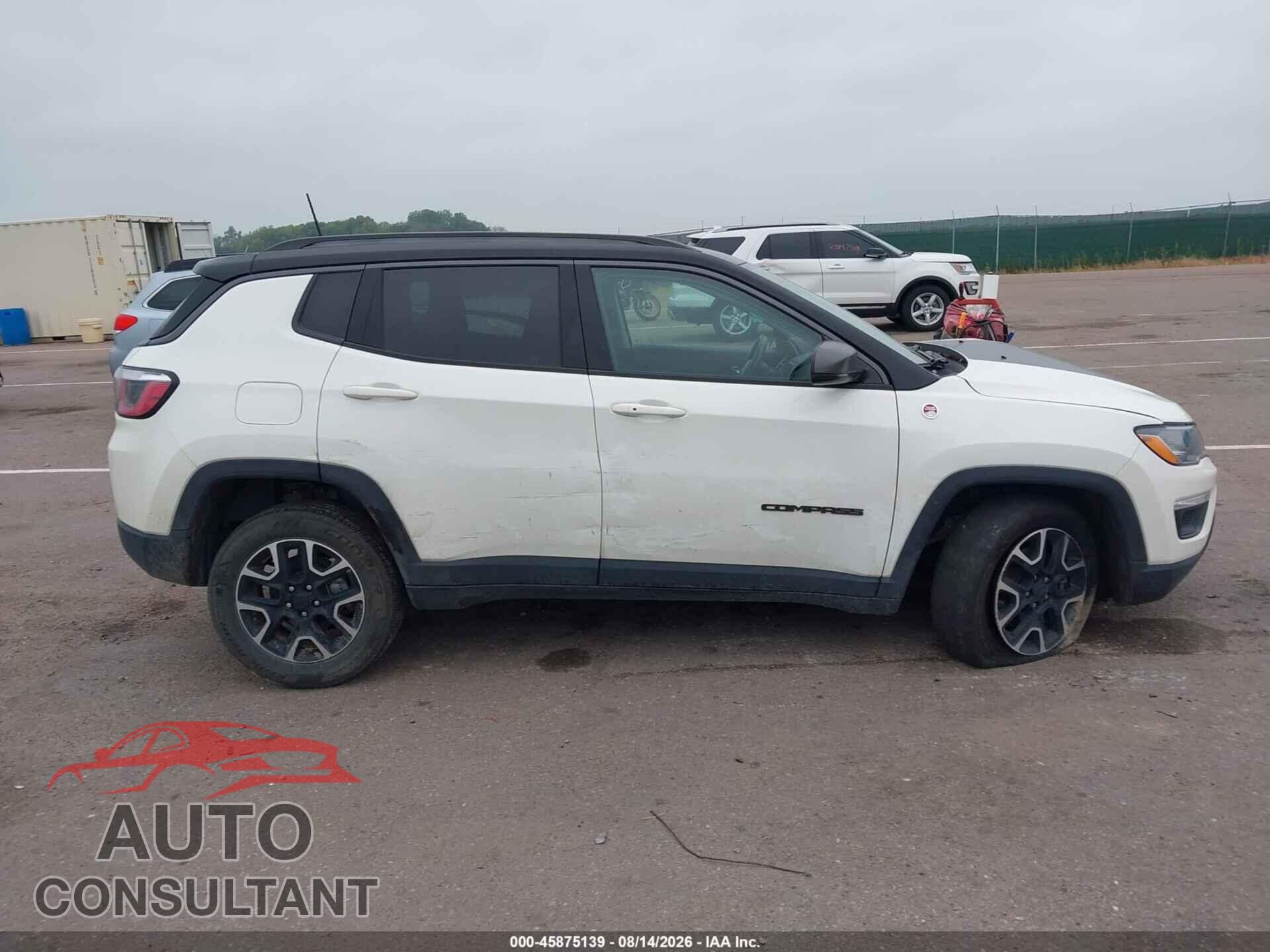 JEEP COMPASS 2019 - 3C4NJDDB4KT846496