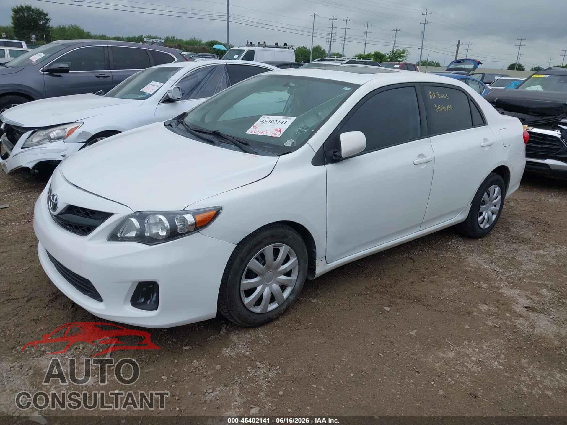 TOYOTA COROLLA 2011 - 2T1BU4EE1BC753456