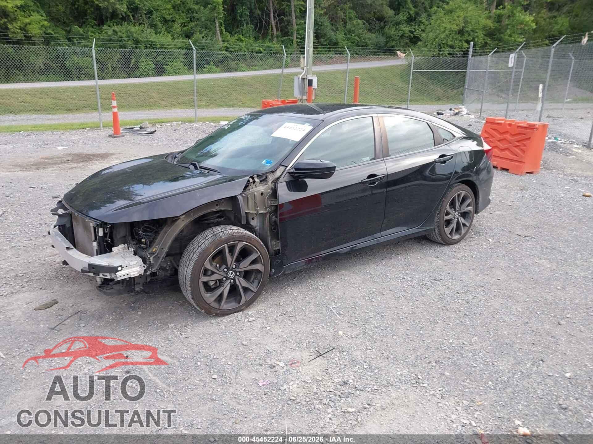 HONDA CIVIC 2019 - 2HGFC2F87KH559345