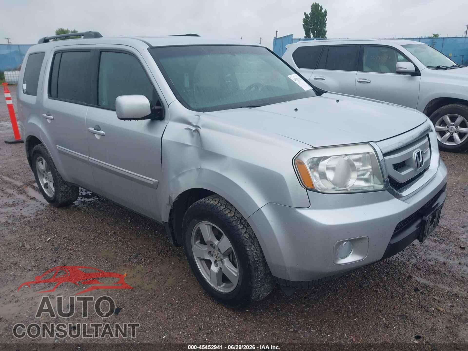 HONDA PILOT 2011 - 5FNYF4H53BB095781