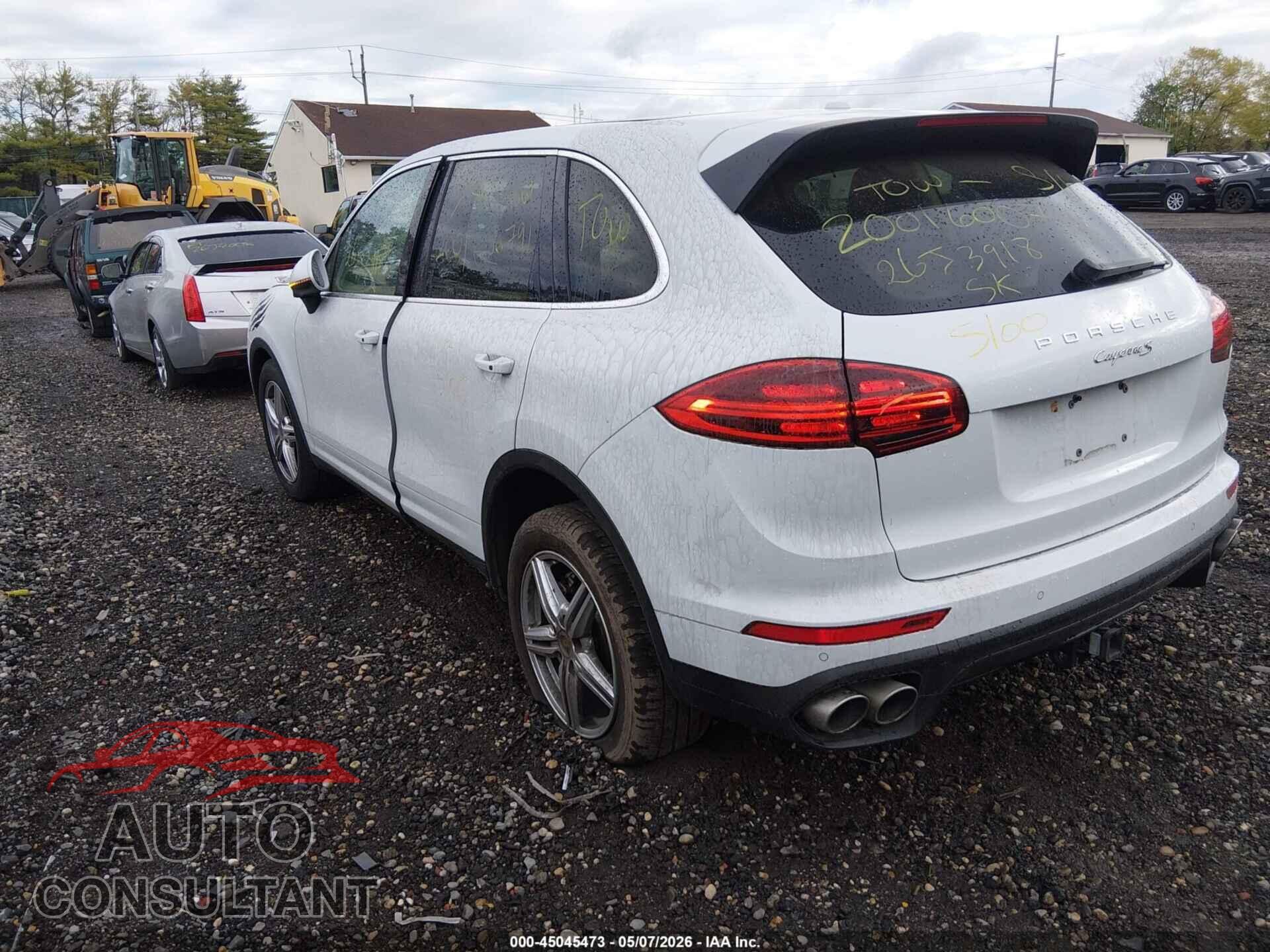 PORSCHE CAYENNE 2016 - WP1AB2A21GLA93872