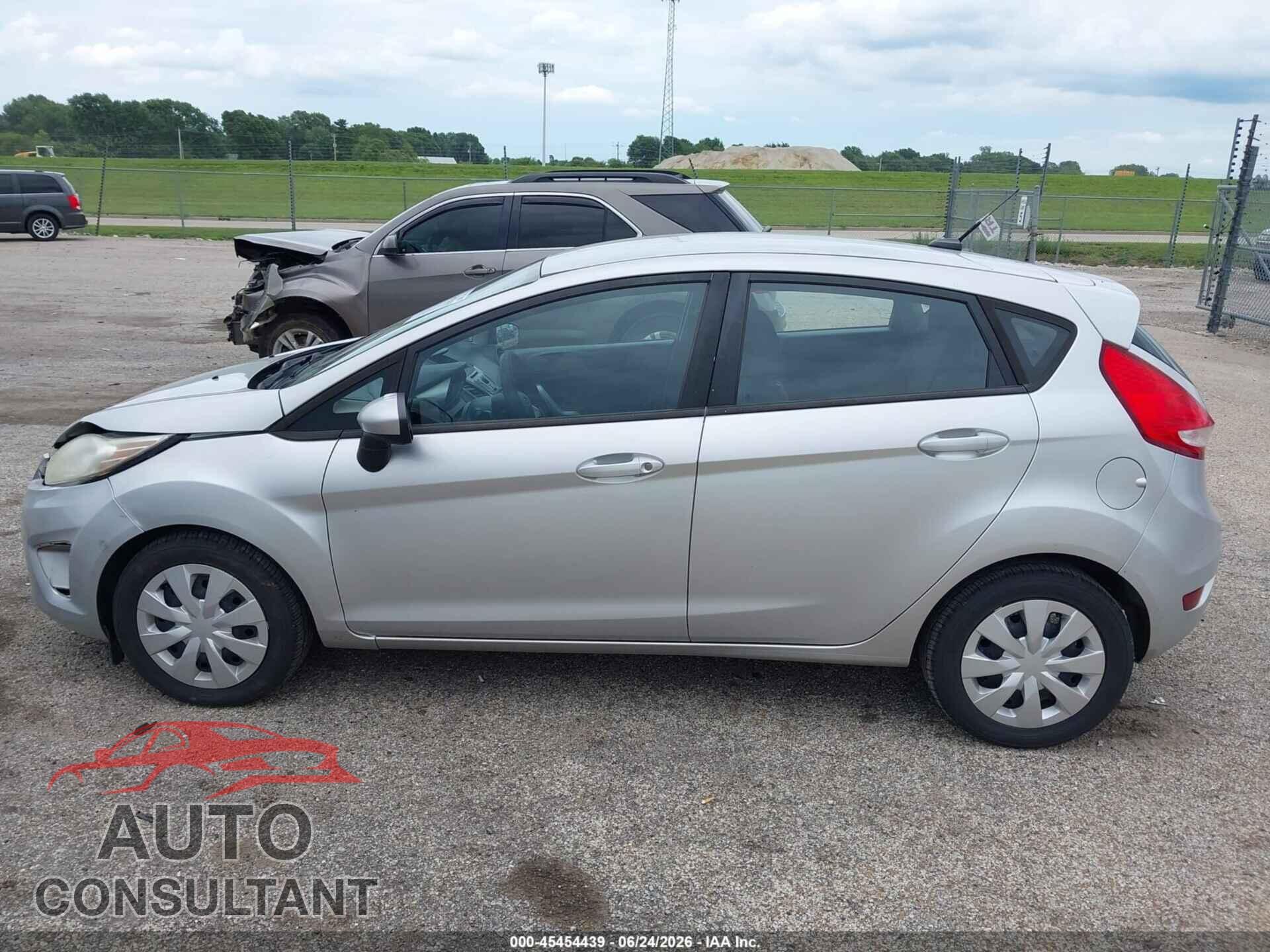 FORD FIESTA 2012 - 3FADP4EJ5CM207903