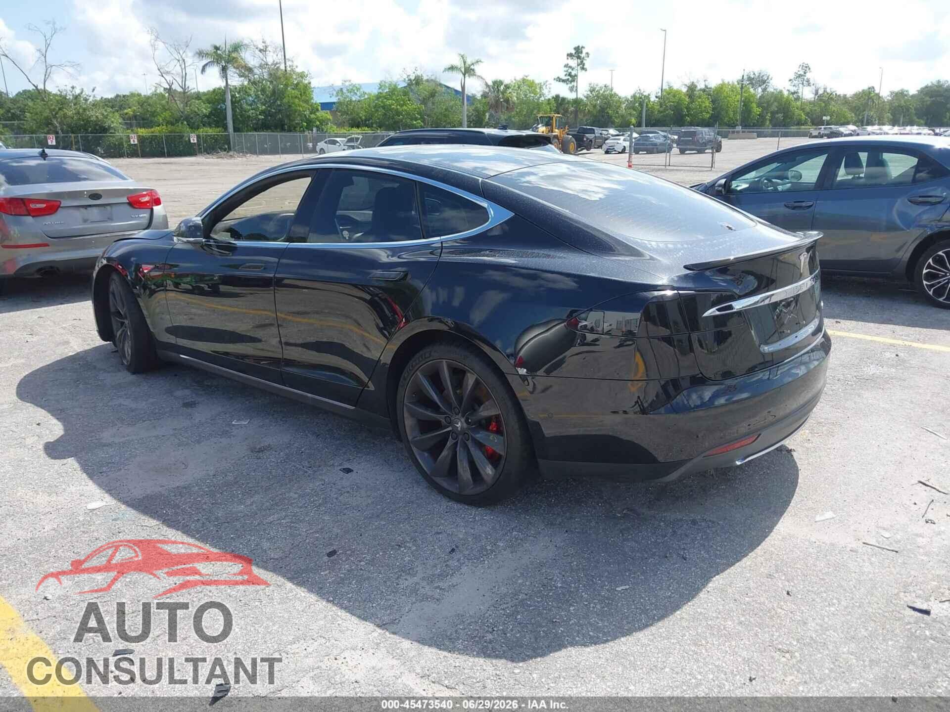 TESLA MODEL S 2015 - 5YJSA1H44FF097720
