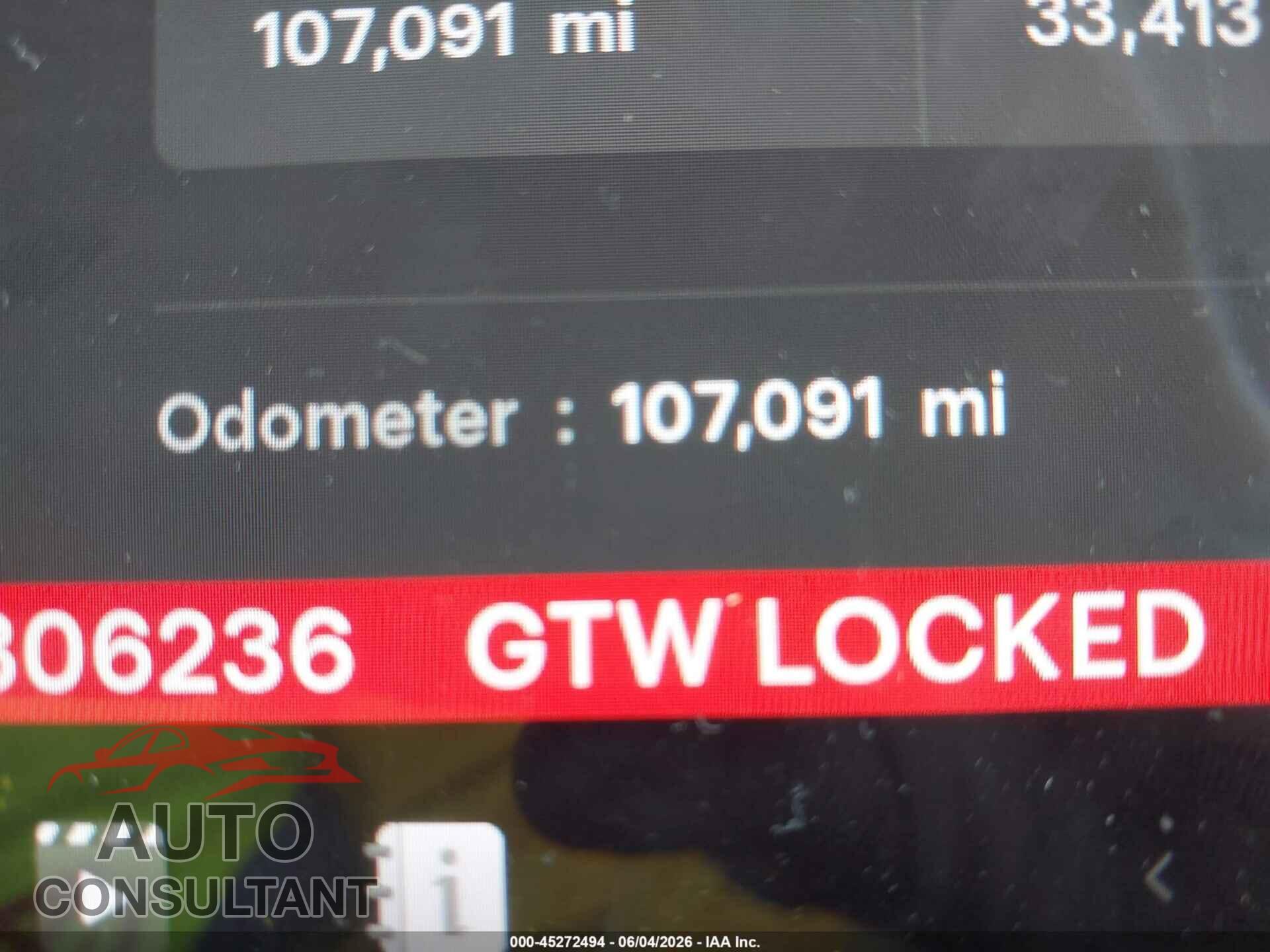 TESLA MODEL Y 2021 - 5YJYGDEEXMF306236