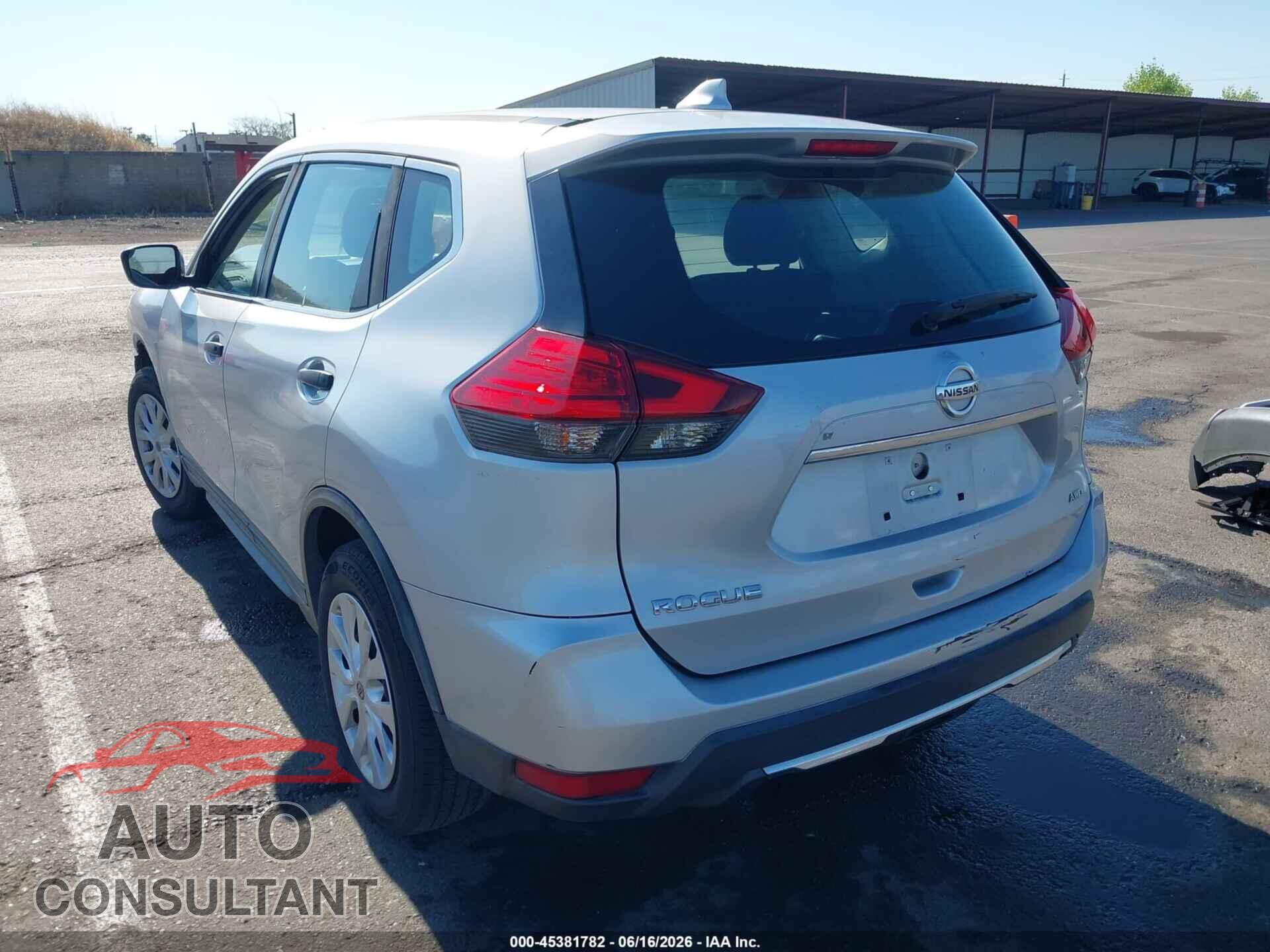 NISSAN ROGUE 2017 - KNMAT2MVXHP527043