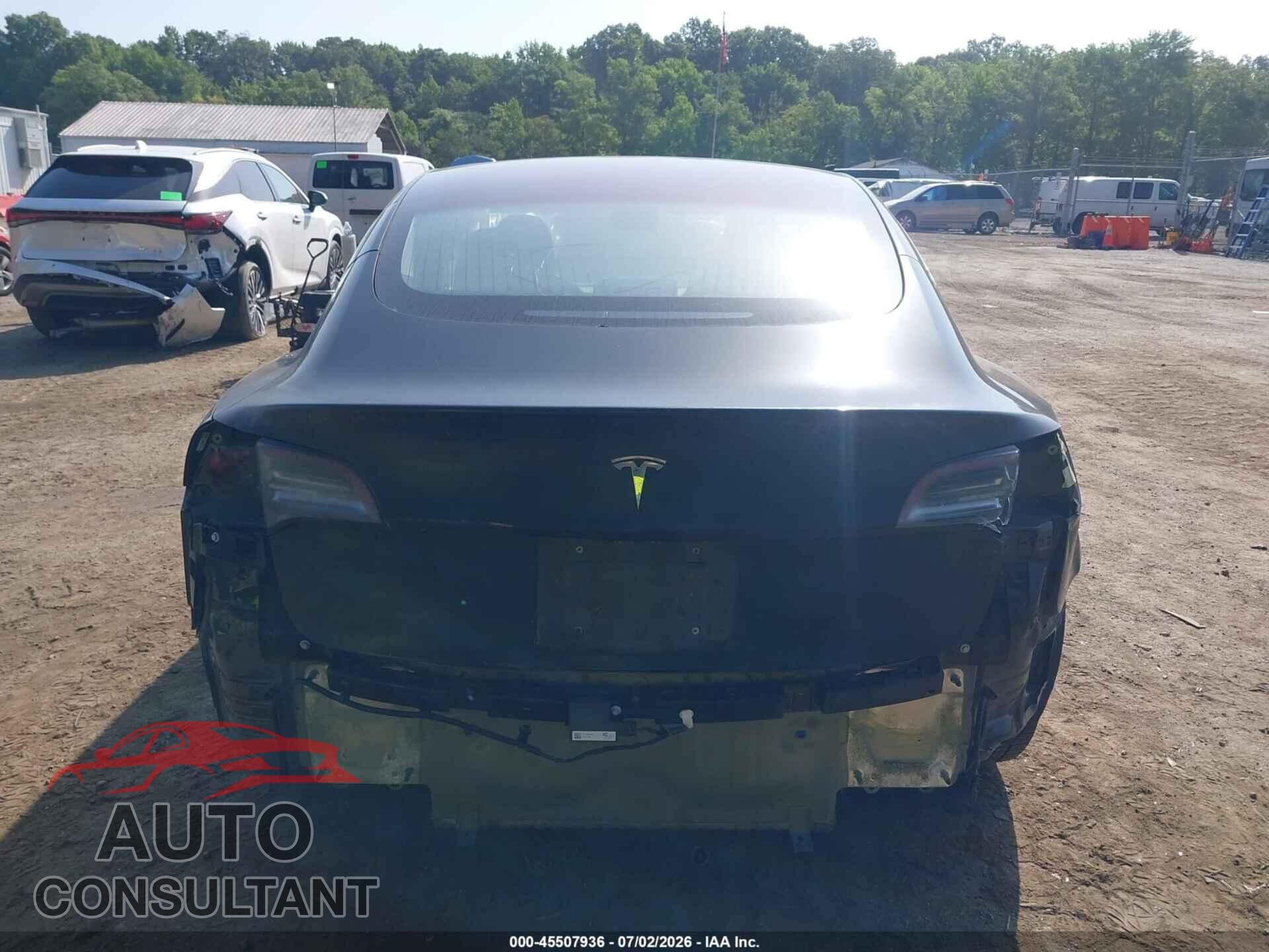 TESLA MODEL 3 2018 - 5YJ3E1EA9JF023625