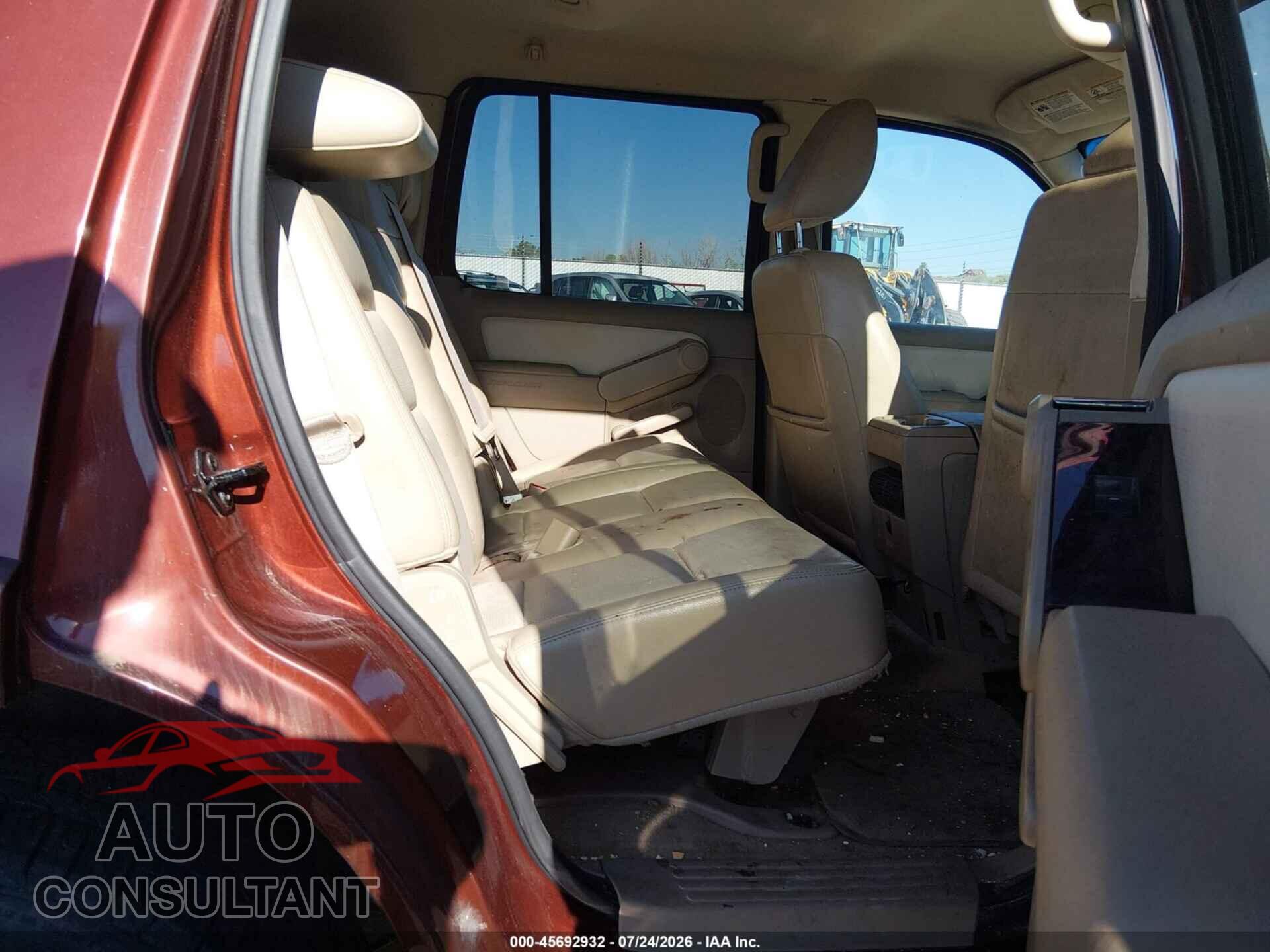 FORD EXPLORER 2010 - 1FMEU7FE2AUA30256