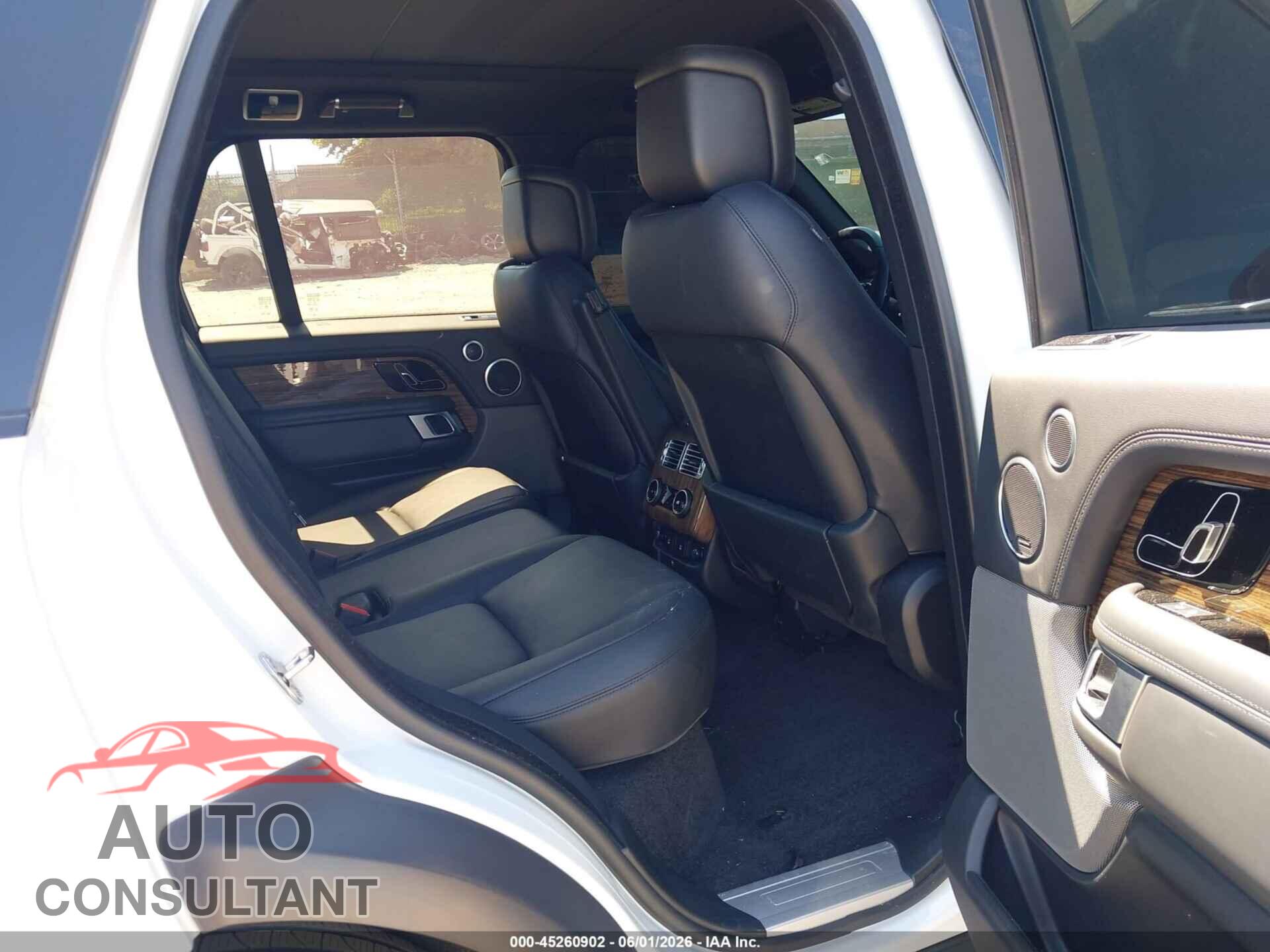 LAND ROVER RANGE ROVER 2019 - SALGS2SV6KA547891