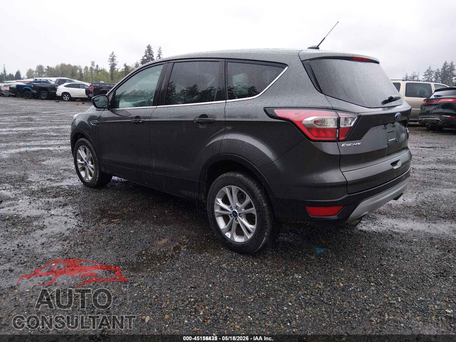 FORD ESCAPE 2017 - 1FMCU9GD5HUE50337