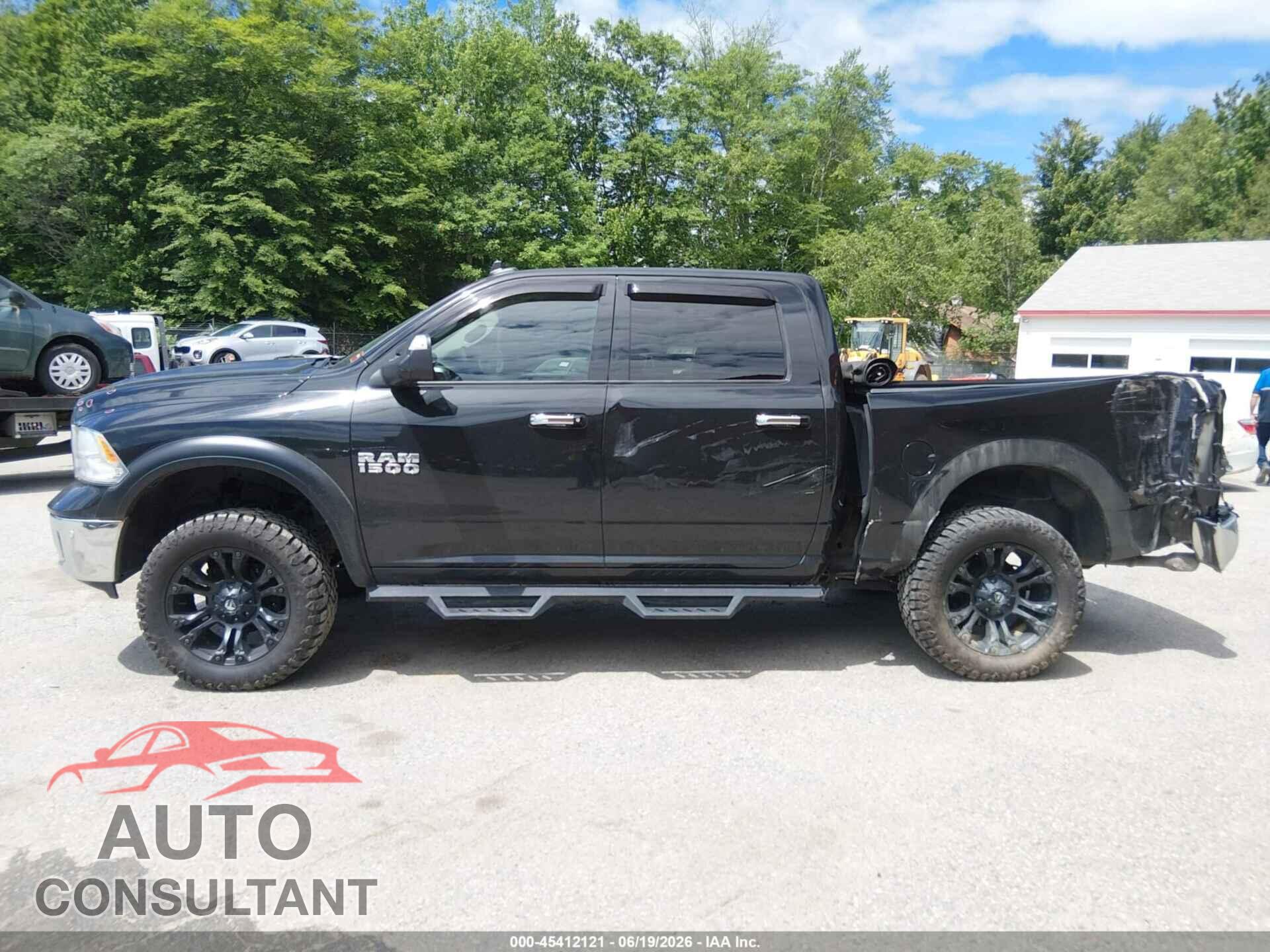 RAM 1500 2017 - 3C6RR7LT1HG742658