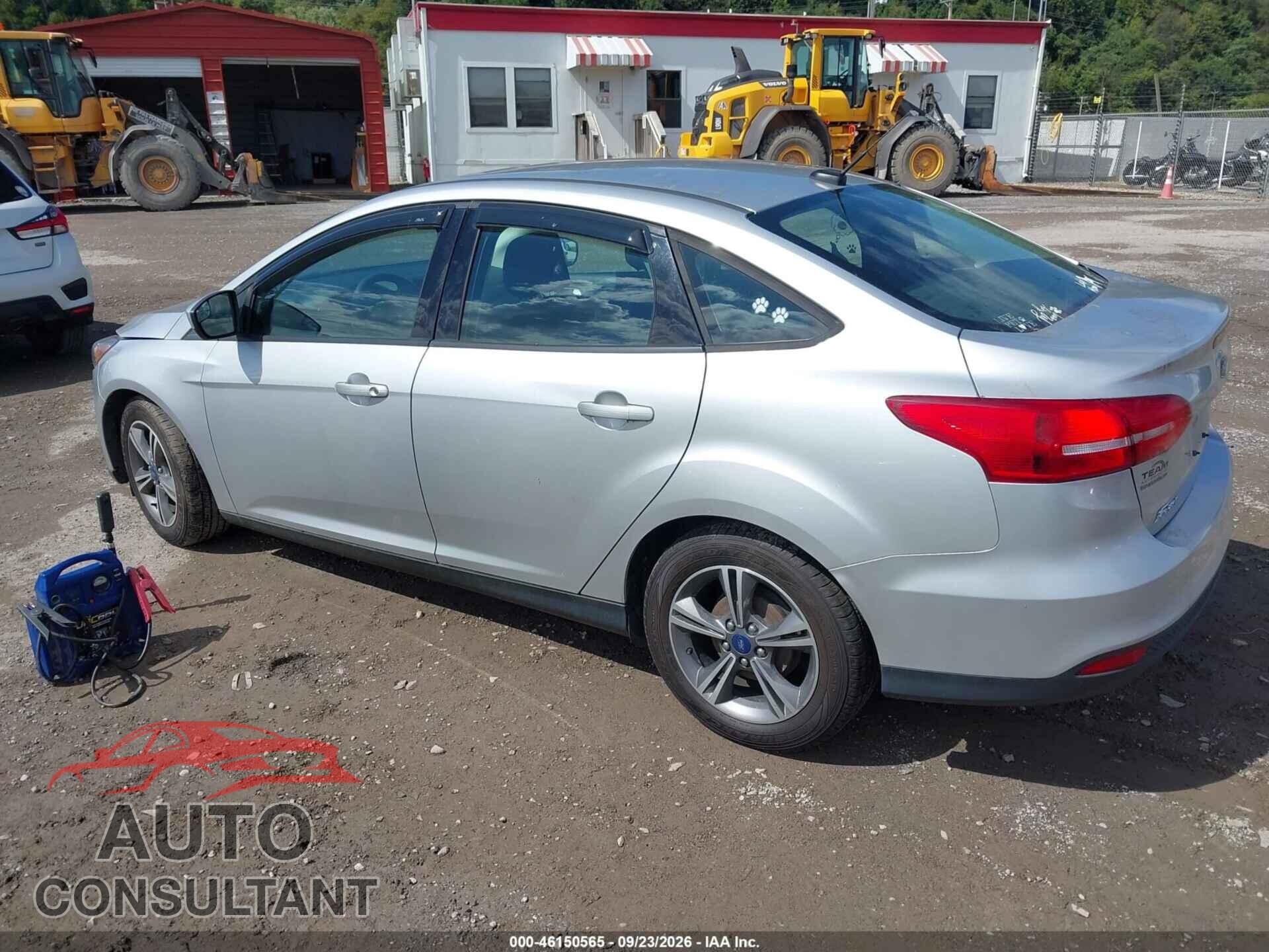 FORD FOCUS 2018 - 1FADP3F2XJL224616