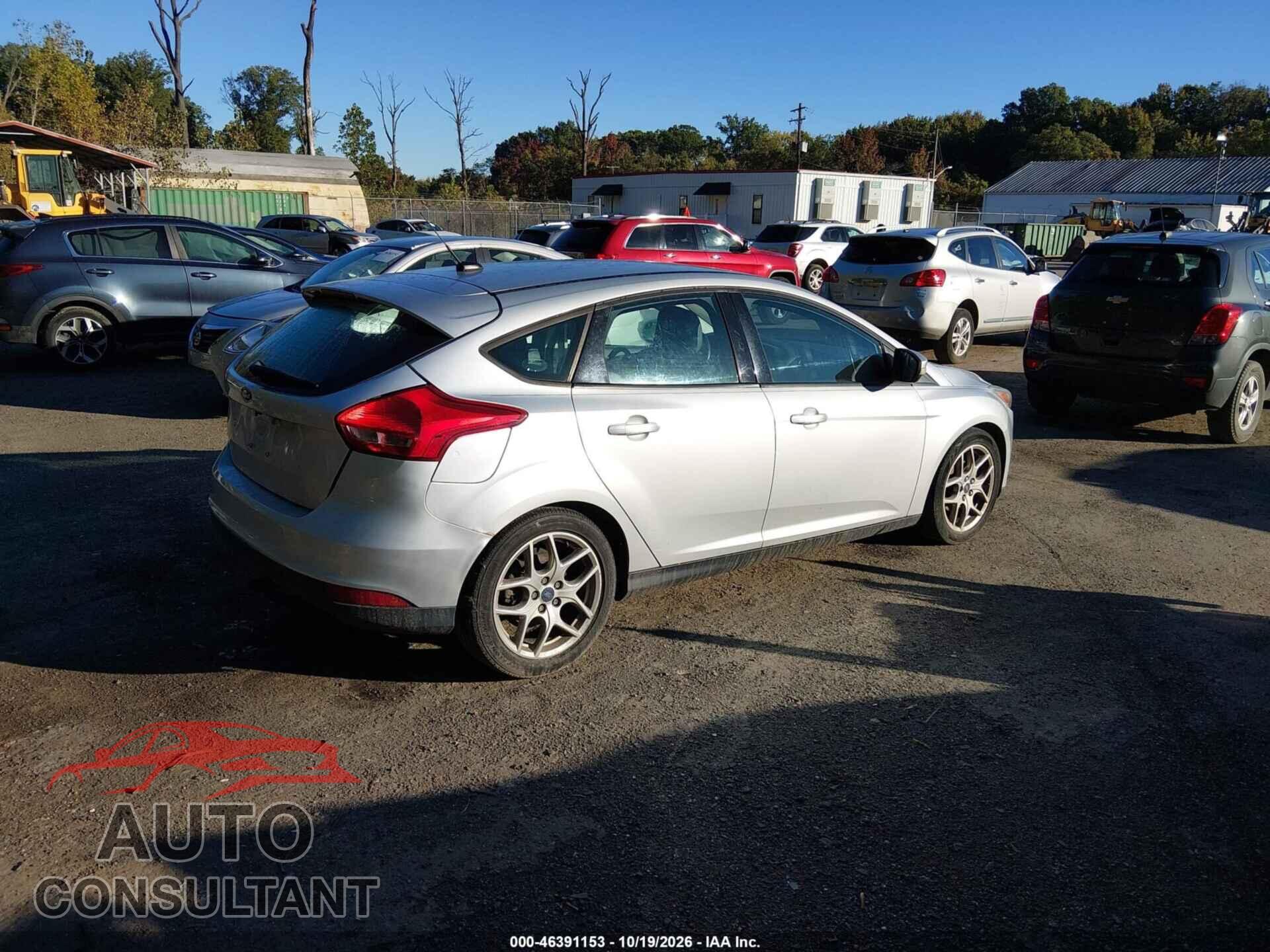 FORD FOCUS 2015 - 1FADP3K29FL293312