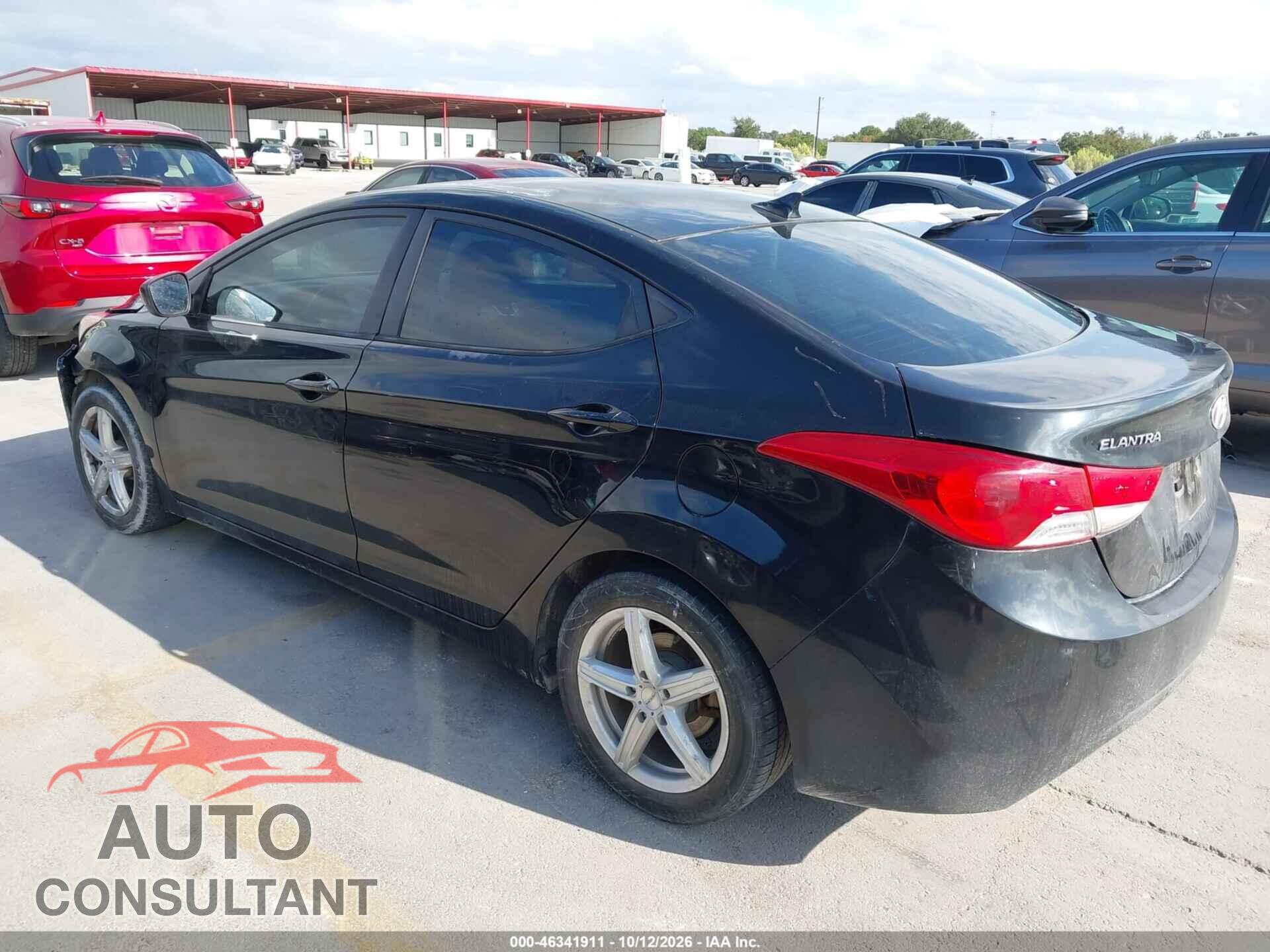 HYUNDAI ELANTRA 2013 - KMHDH4AE0DU530720