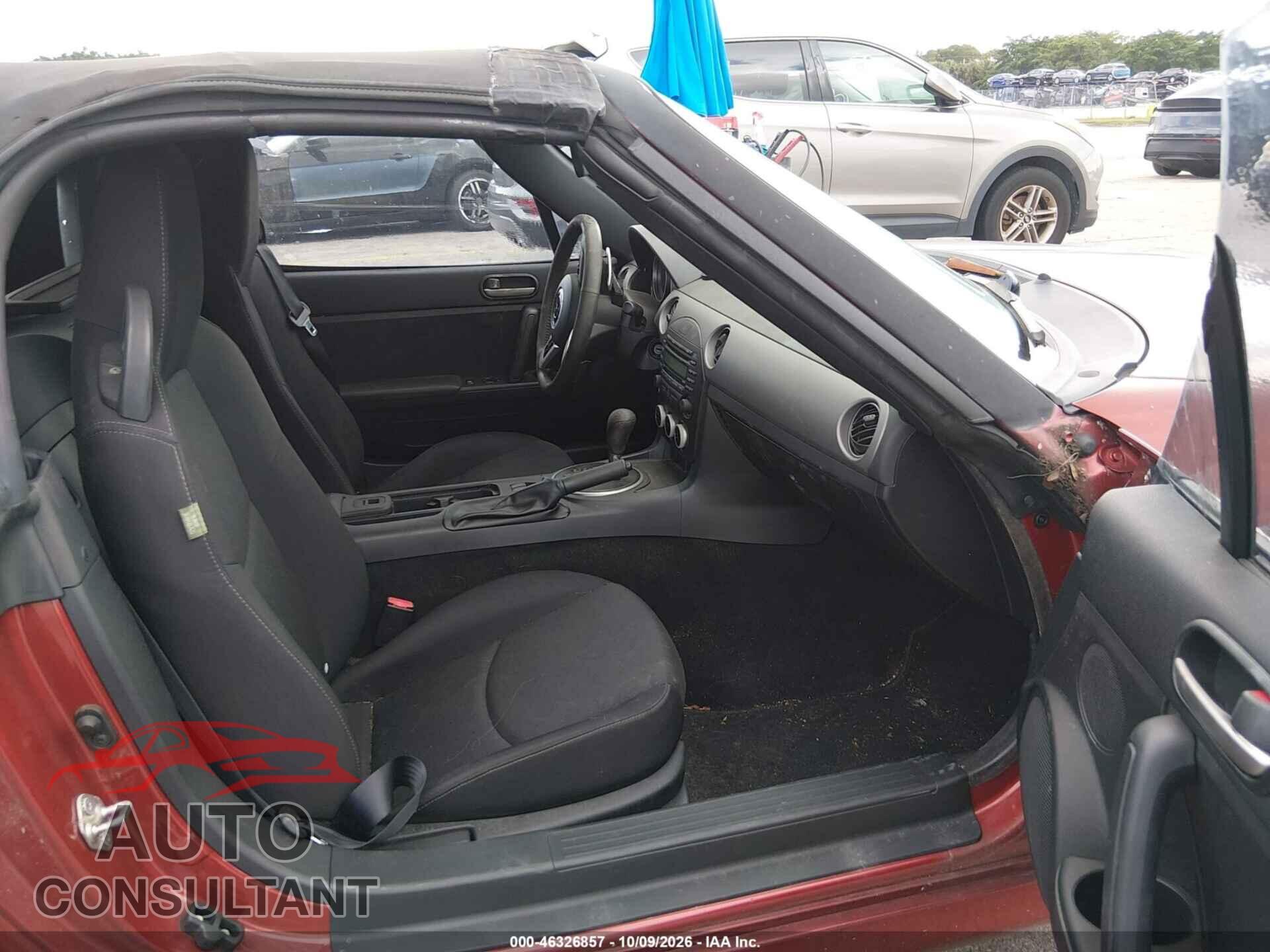 MAZDA MX-5 MIATA 2012 - JM1NC2JFXC0221038