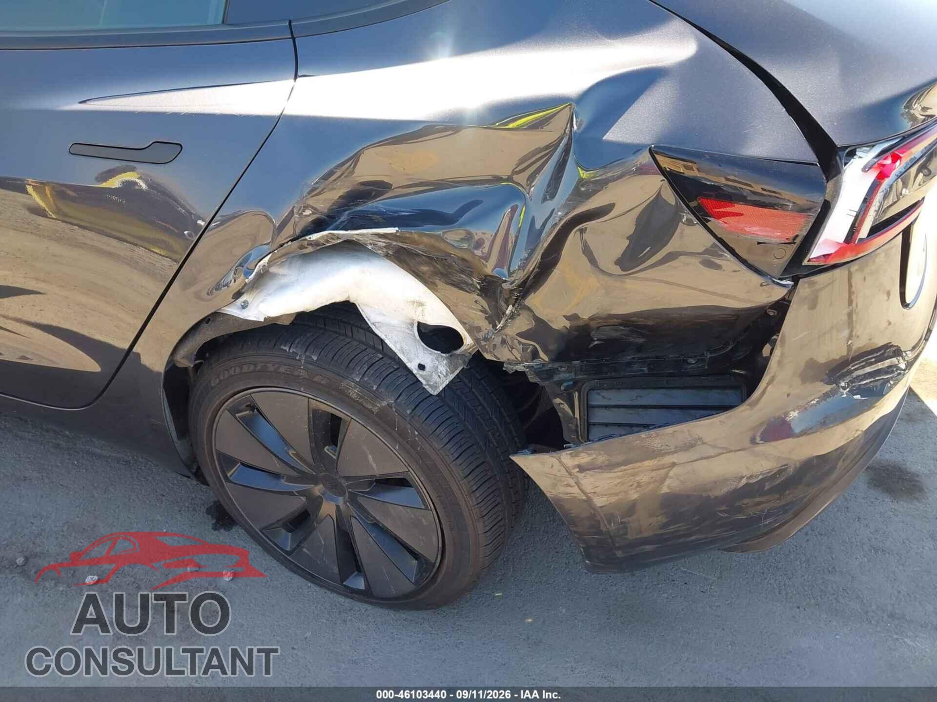 TESLA MODEL 3 2025 - 5YJ3E1EA2SF920724