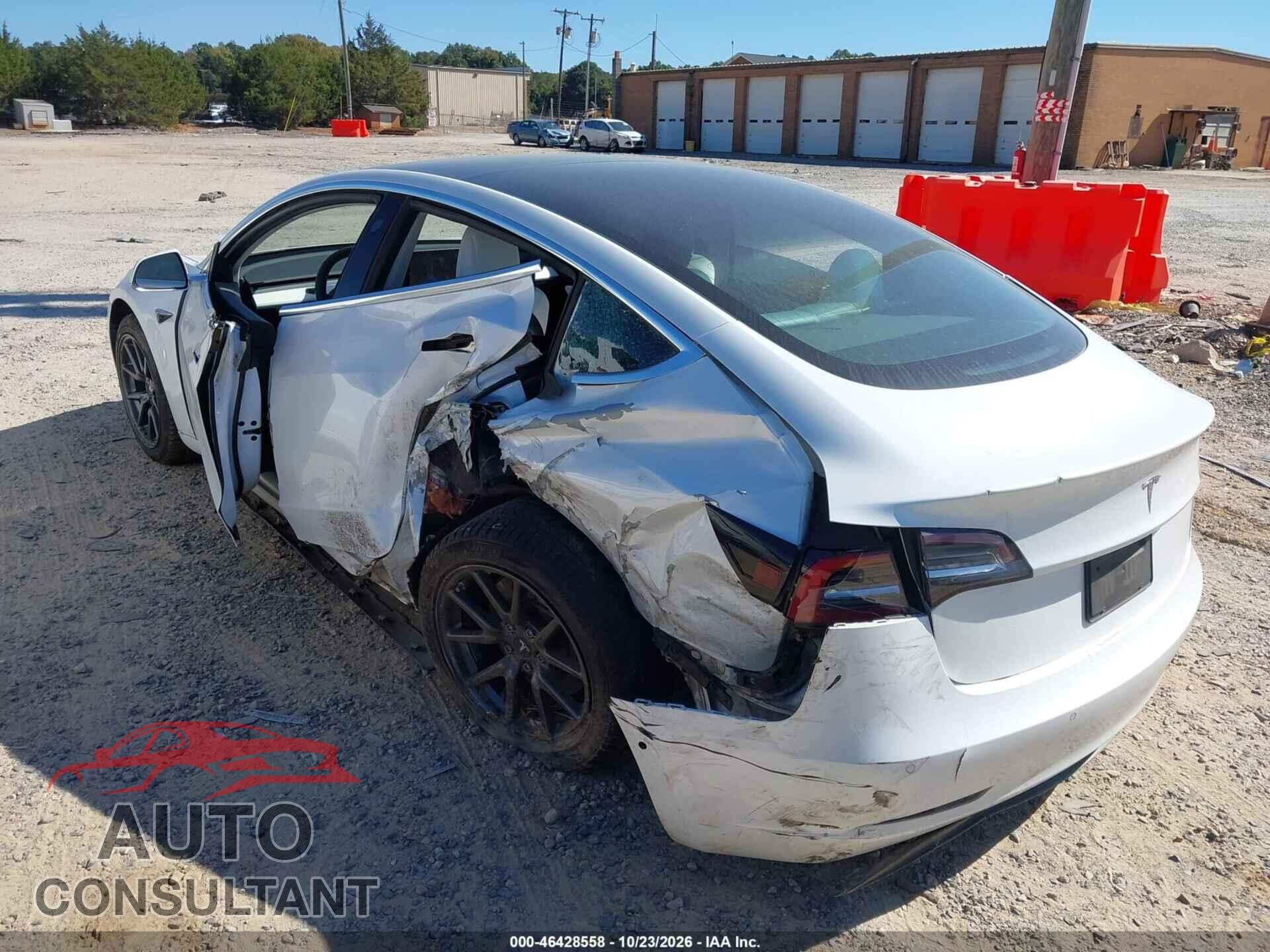 TESLA MODEL 3 2019 - 5YJ3E1EA9KF445136