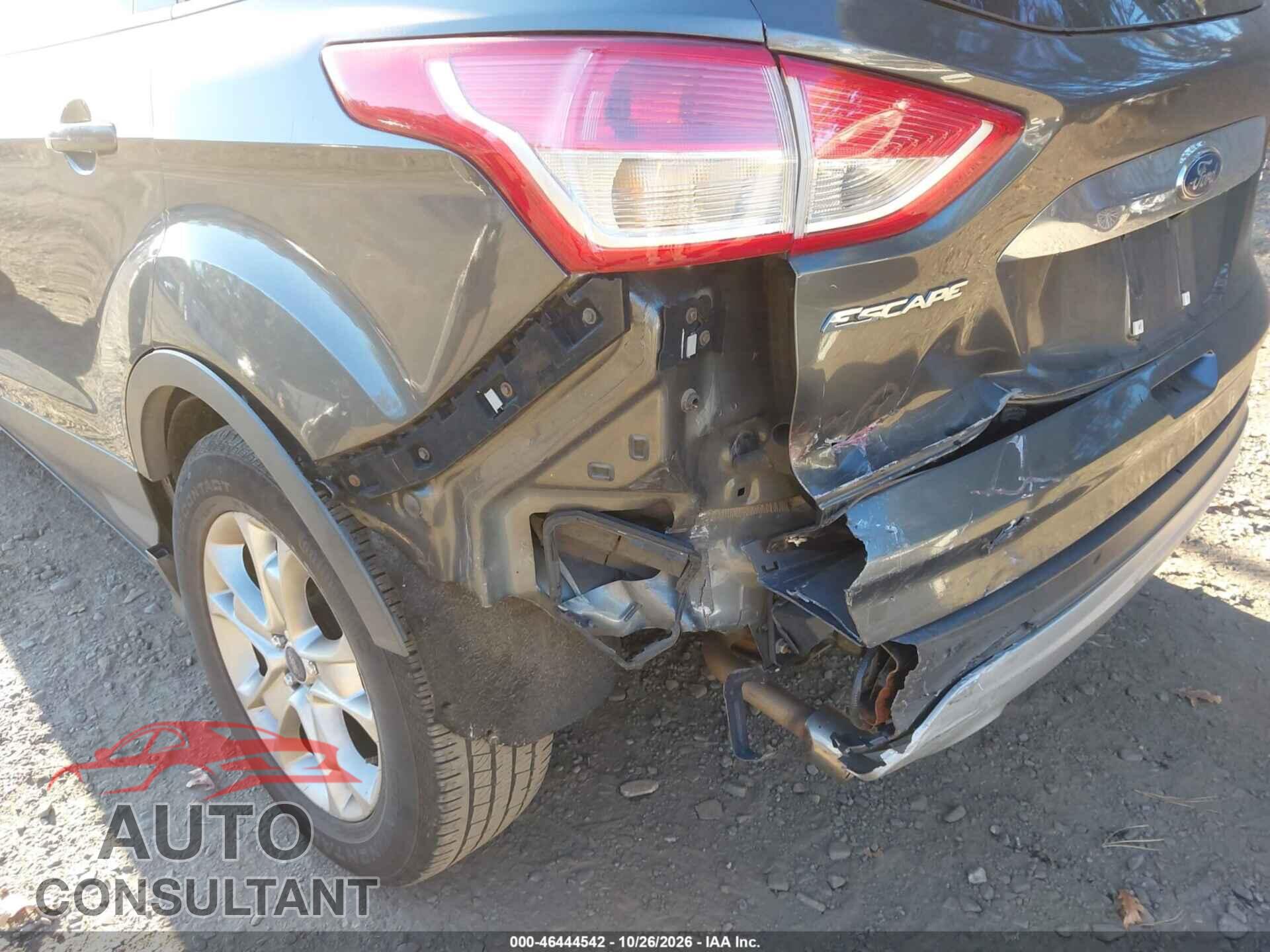 FORD ESCAPE 2015 - 1FMCU9JX4FUA02462