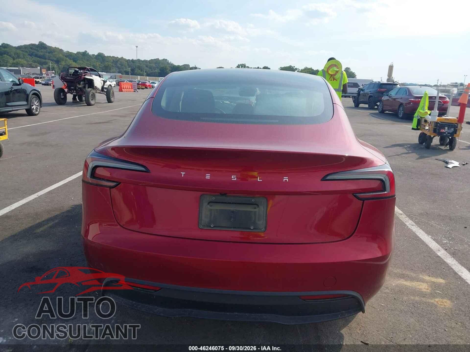 TESLA MODEL 3 2025 - 5YJ3E1EA6SF938806