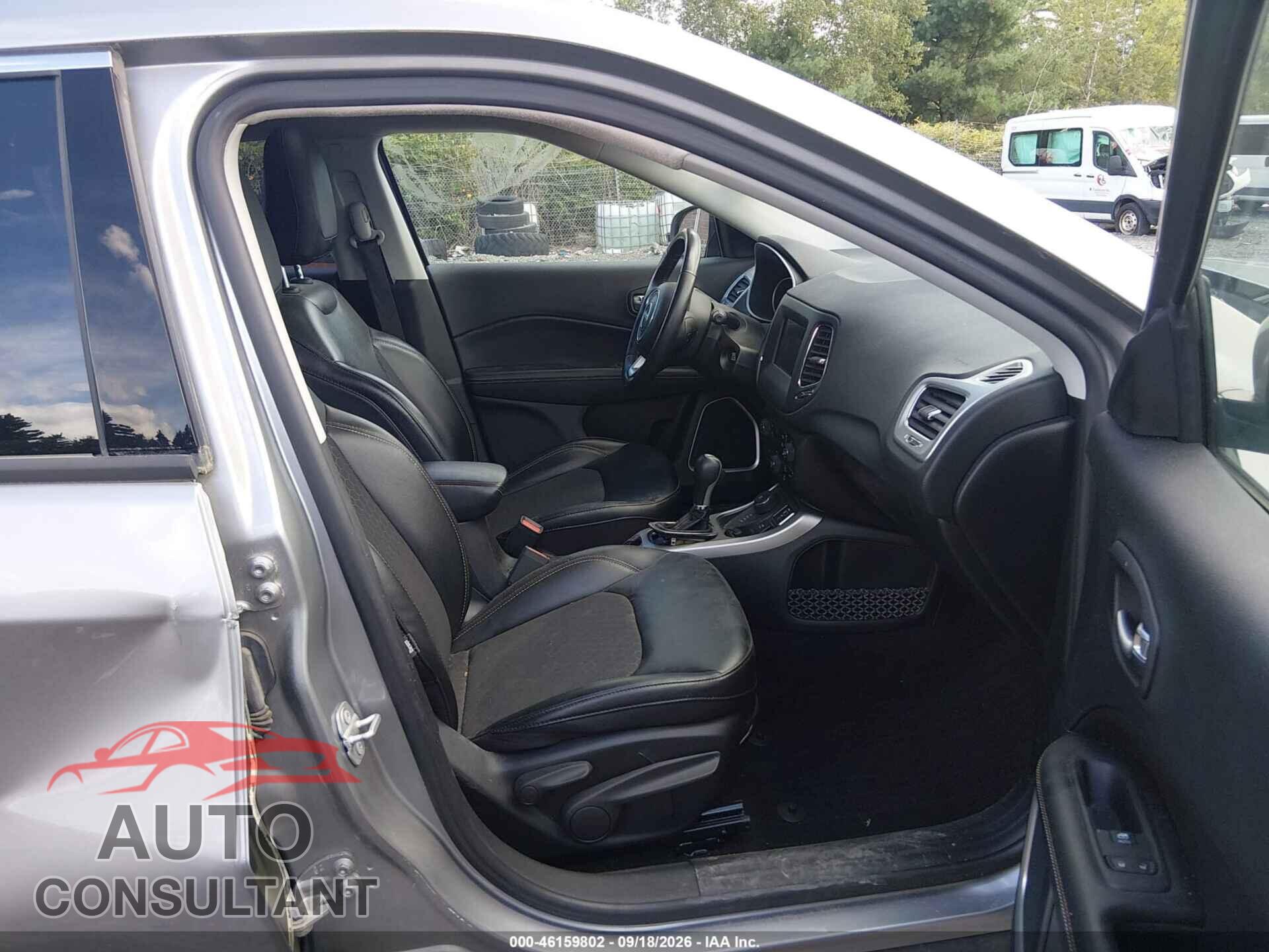JEEP COMPASS 2020 - 3C4NJDBB0LT119974
