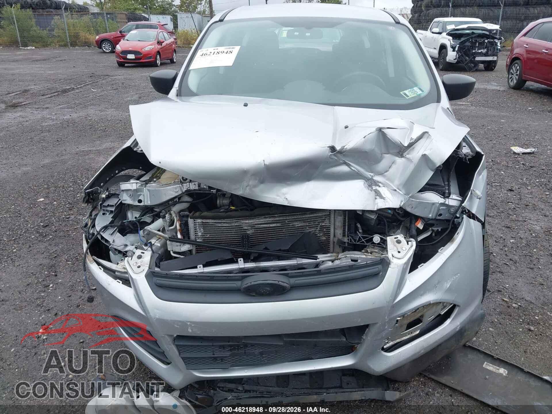 FORD ESCAPE 2015 - 1FMCU0F71FUC73211