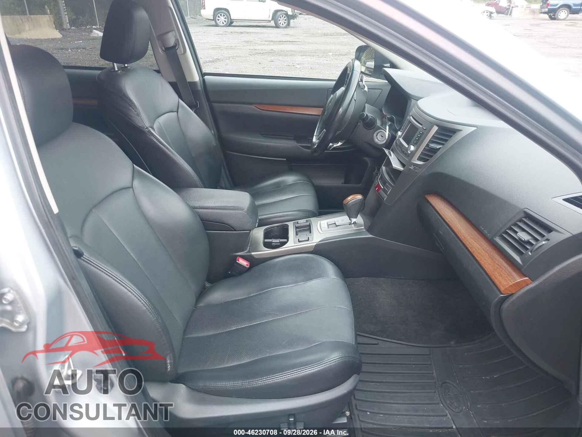 SUBARU OUTBACK 2014 - 4S4BRBLC6E3213410